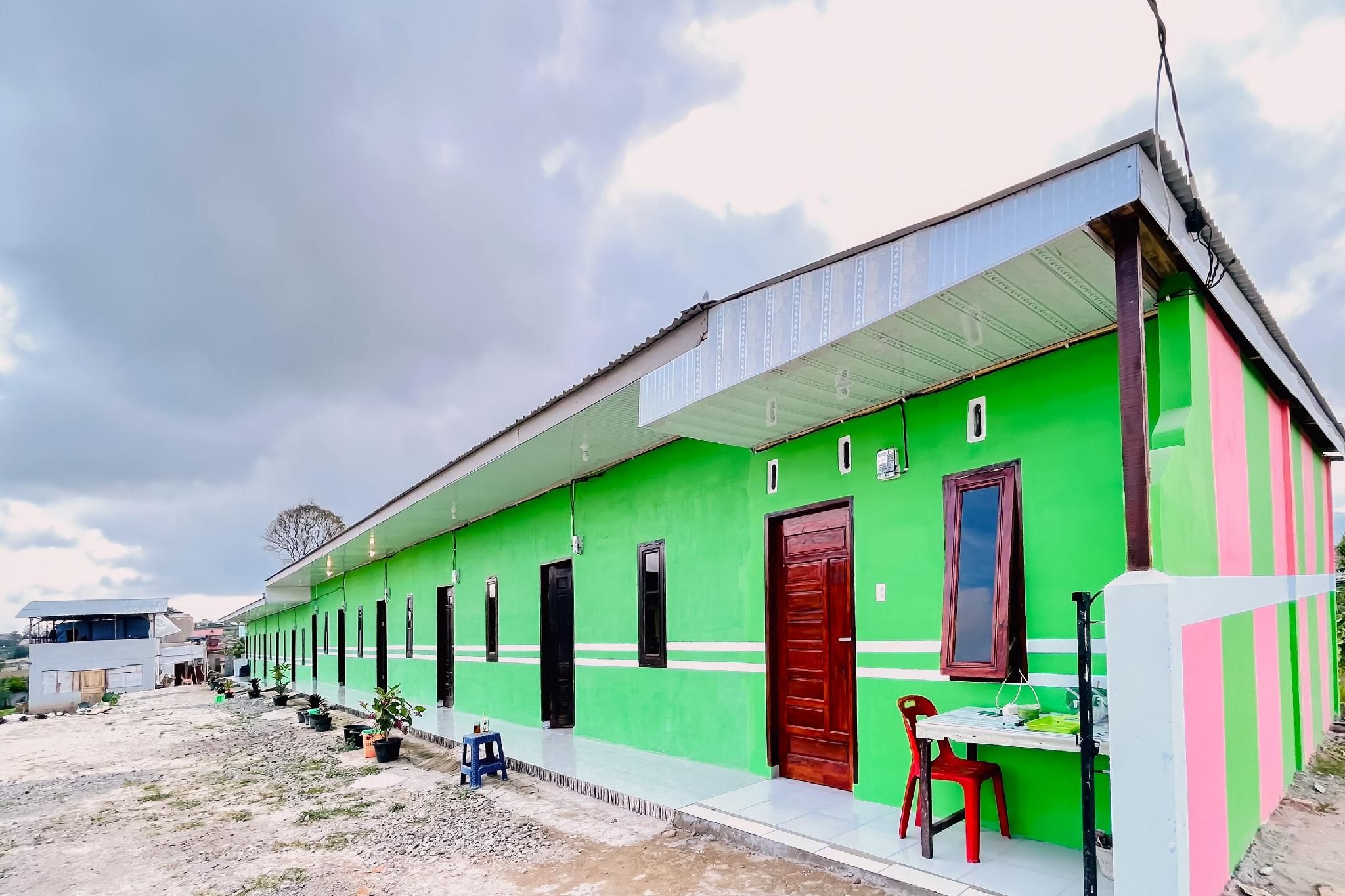 Kempu Tigan Homestay Mitra RedDoorz