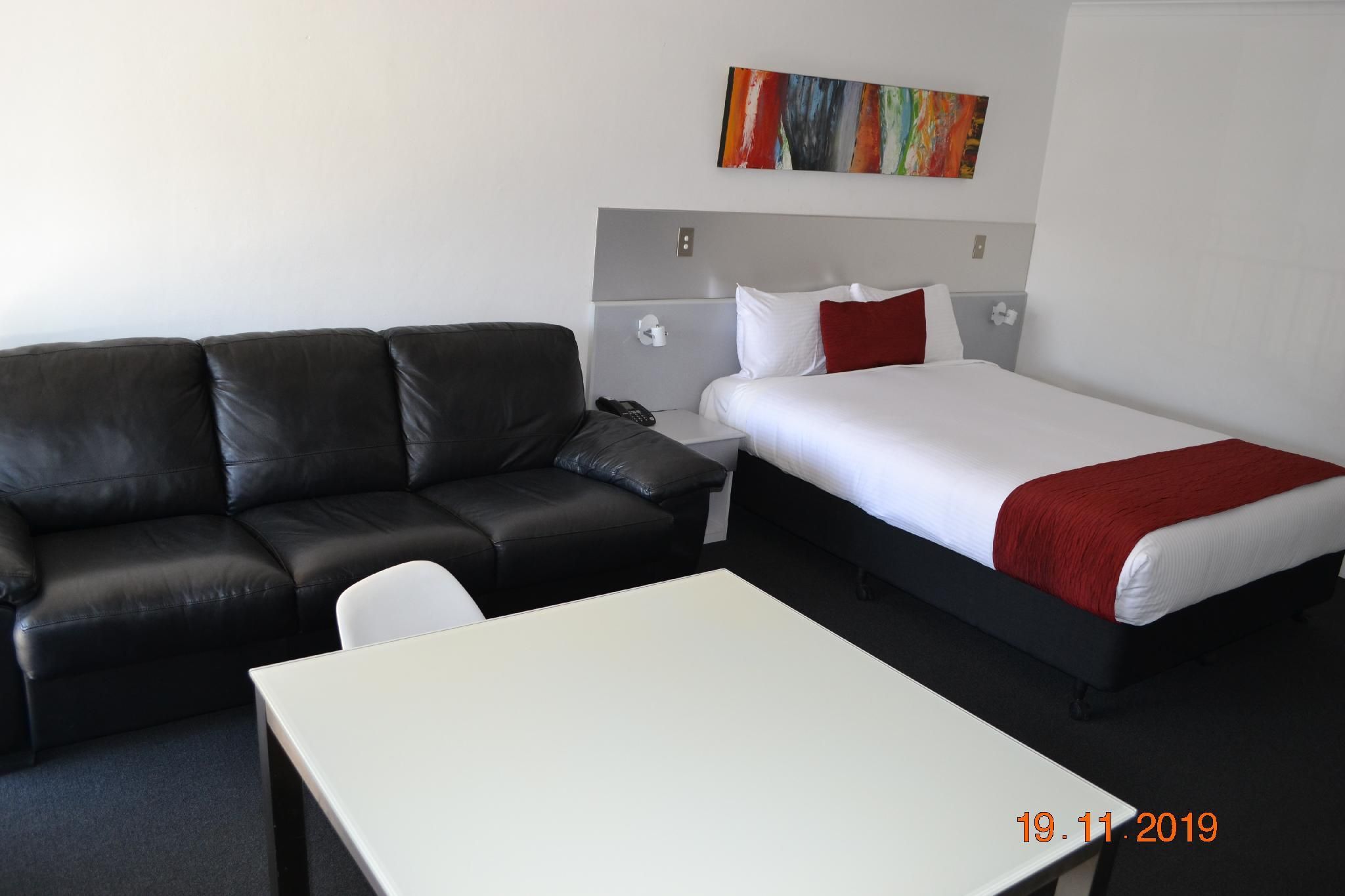 Spa Room on Lawn Area