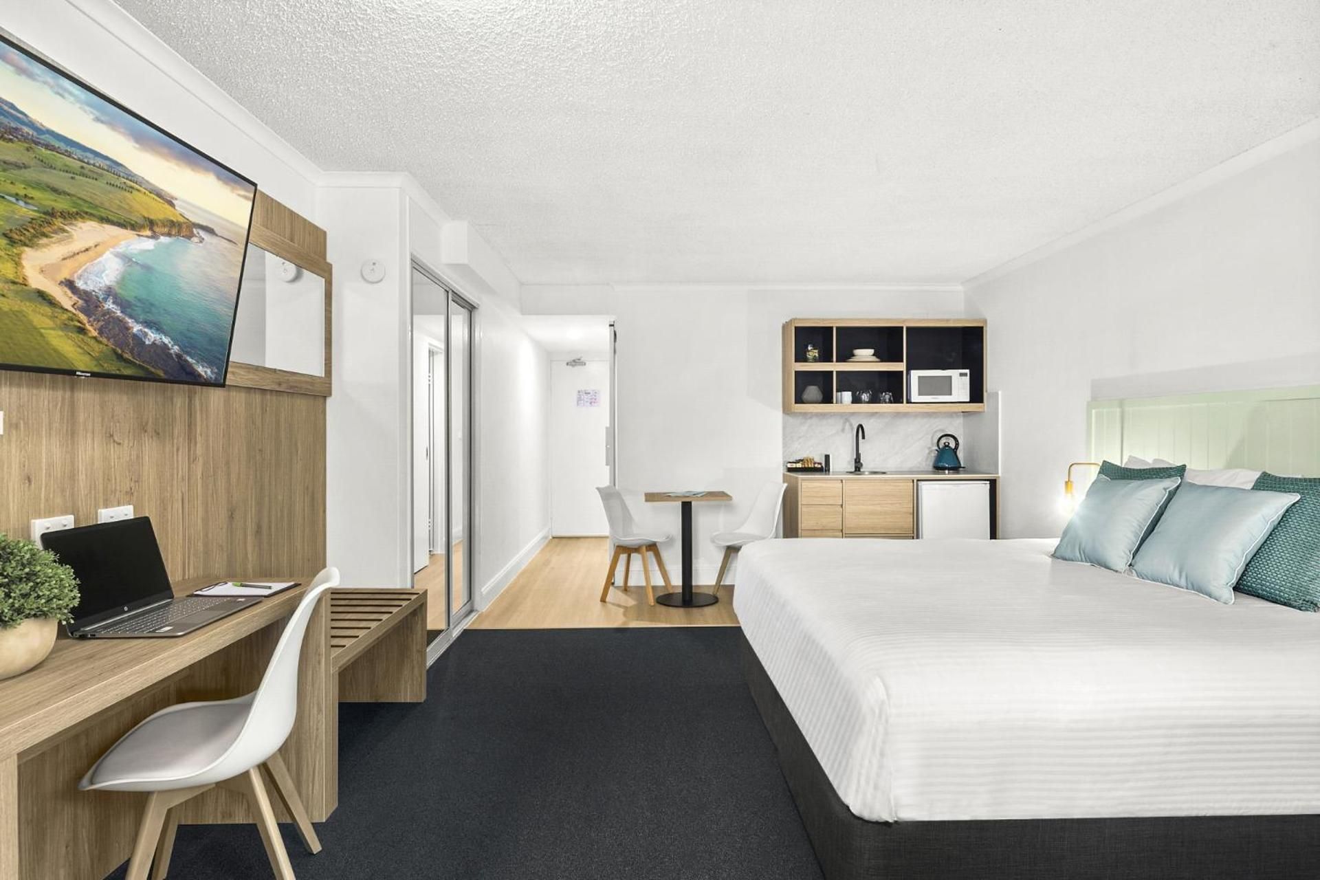 King Room with Balcony