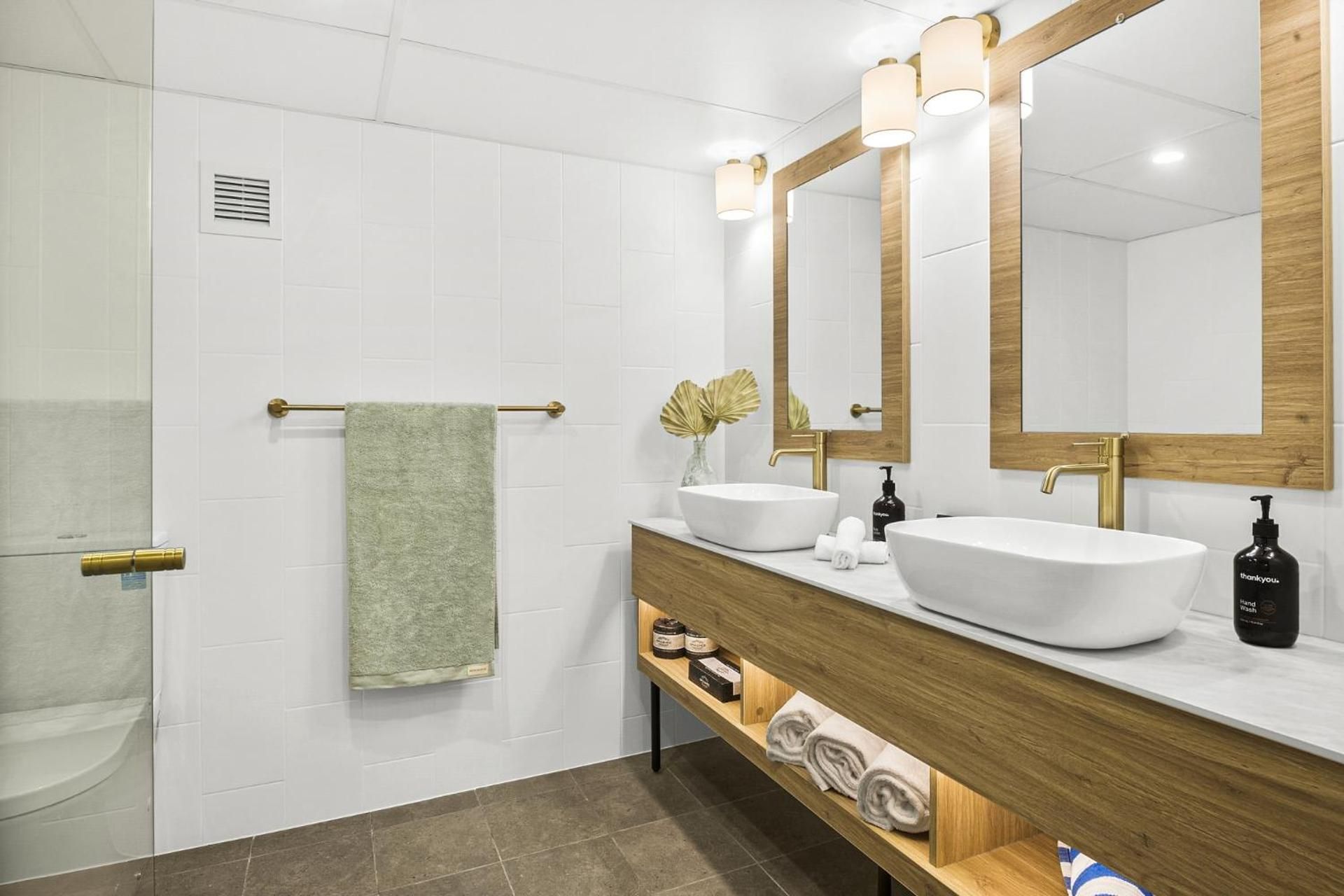 Triple Room with Balcony – 1 Queen Bed & 1 Single Bed