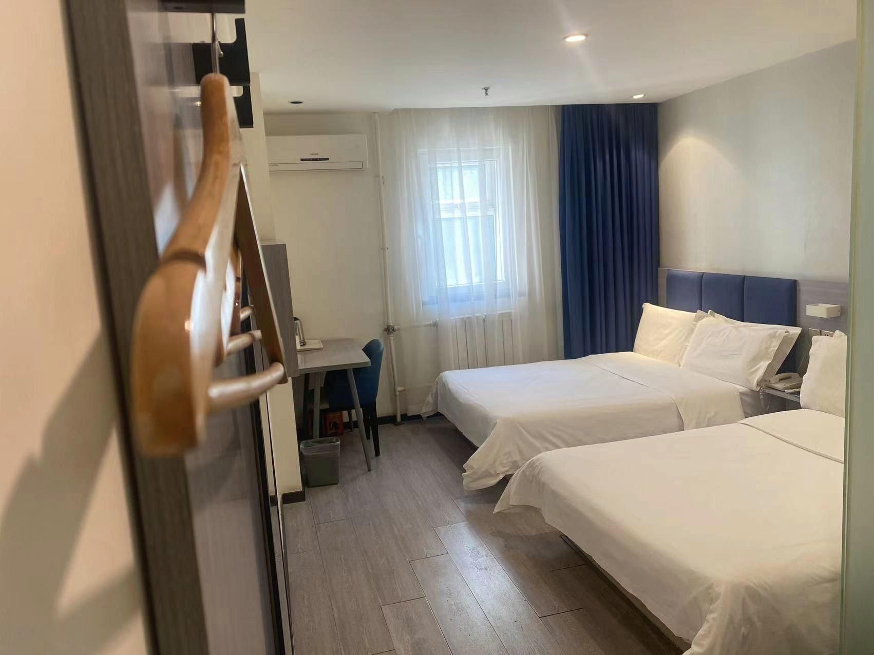 Premium Twin Room