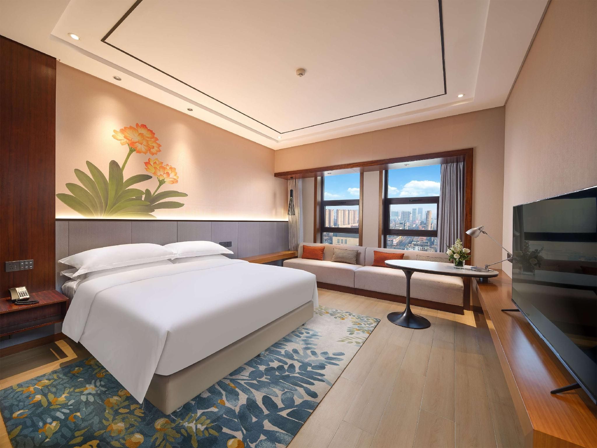King Superior Room