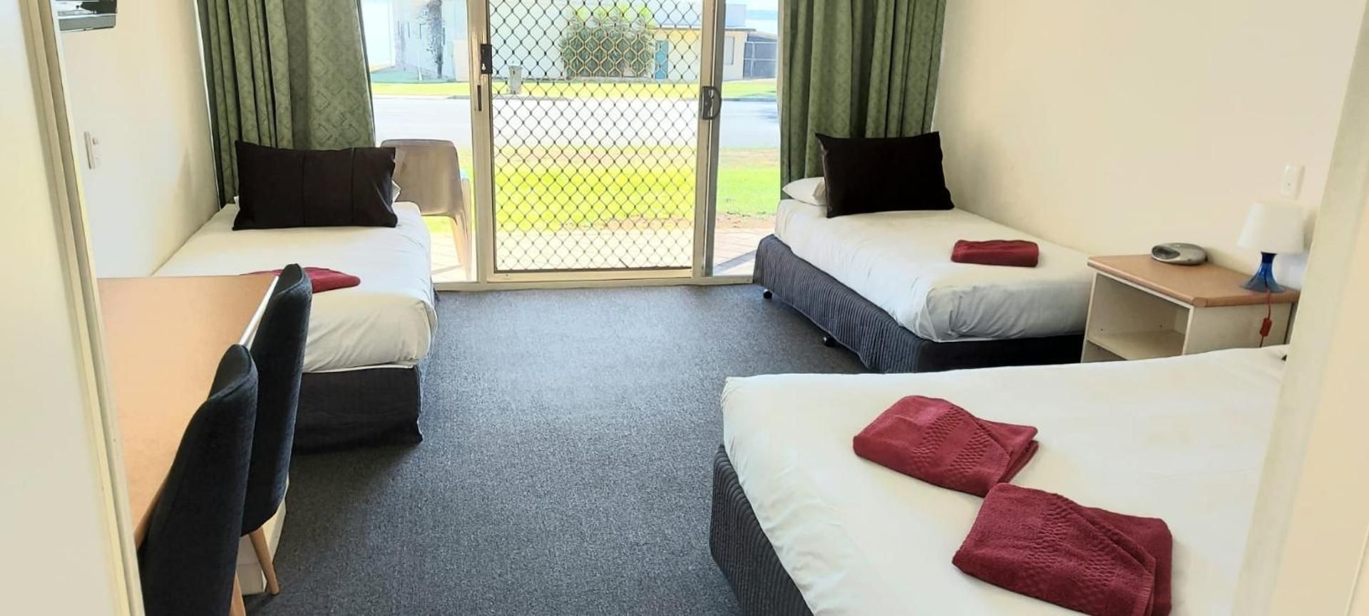 Deluxe Family Room