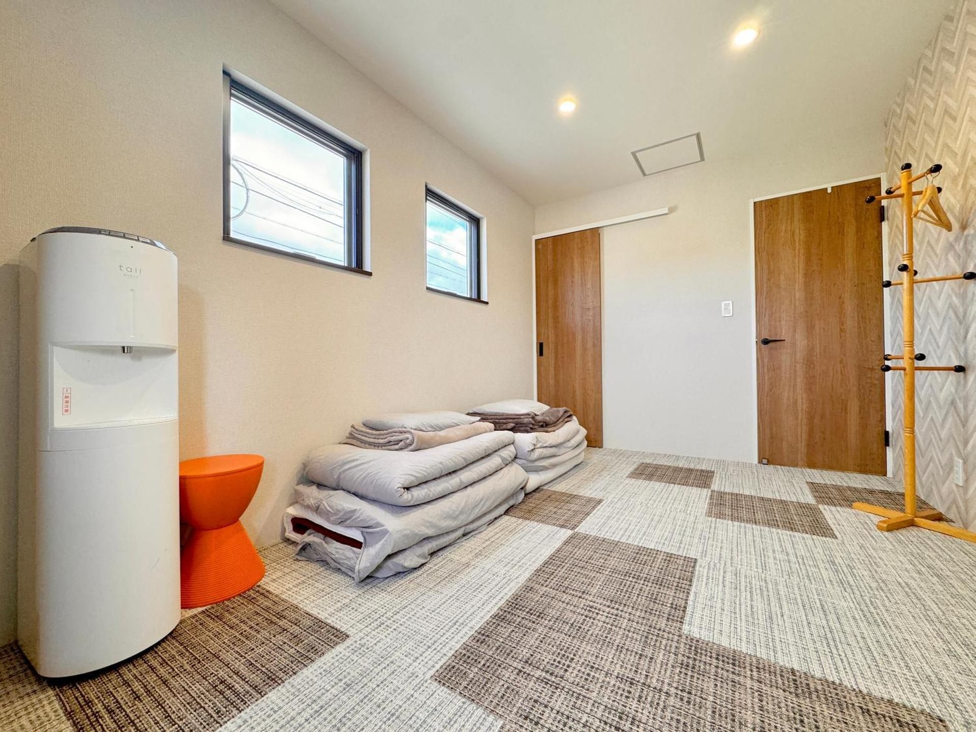 Twin Room with Private Bathroom
