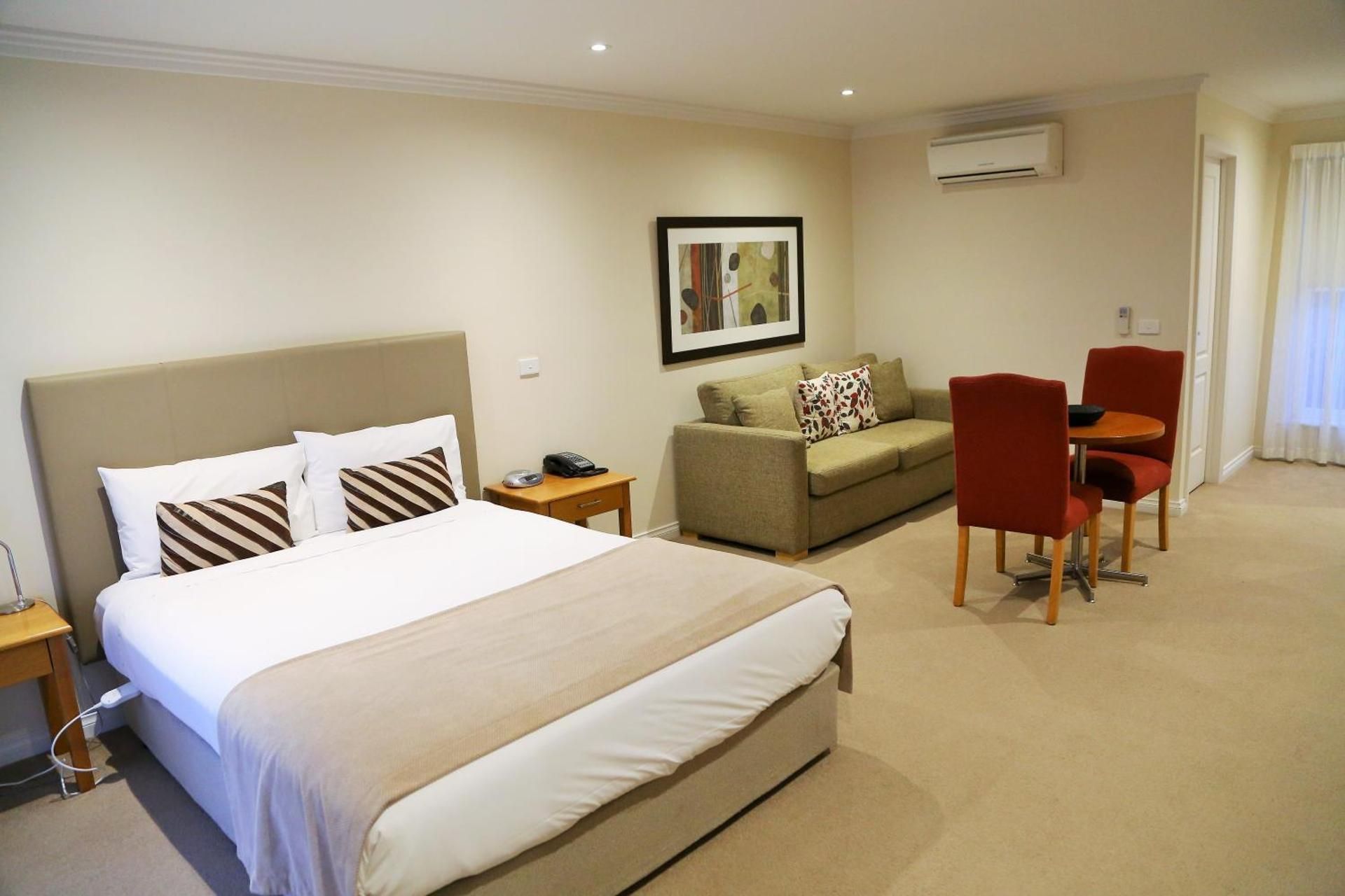 Deluxe Double Room with Extra Bed