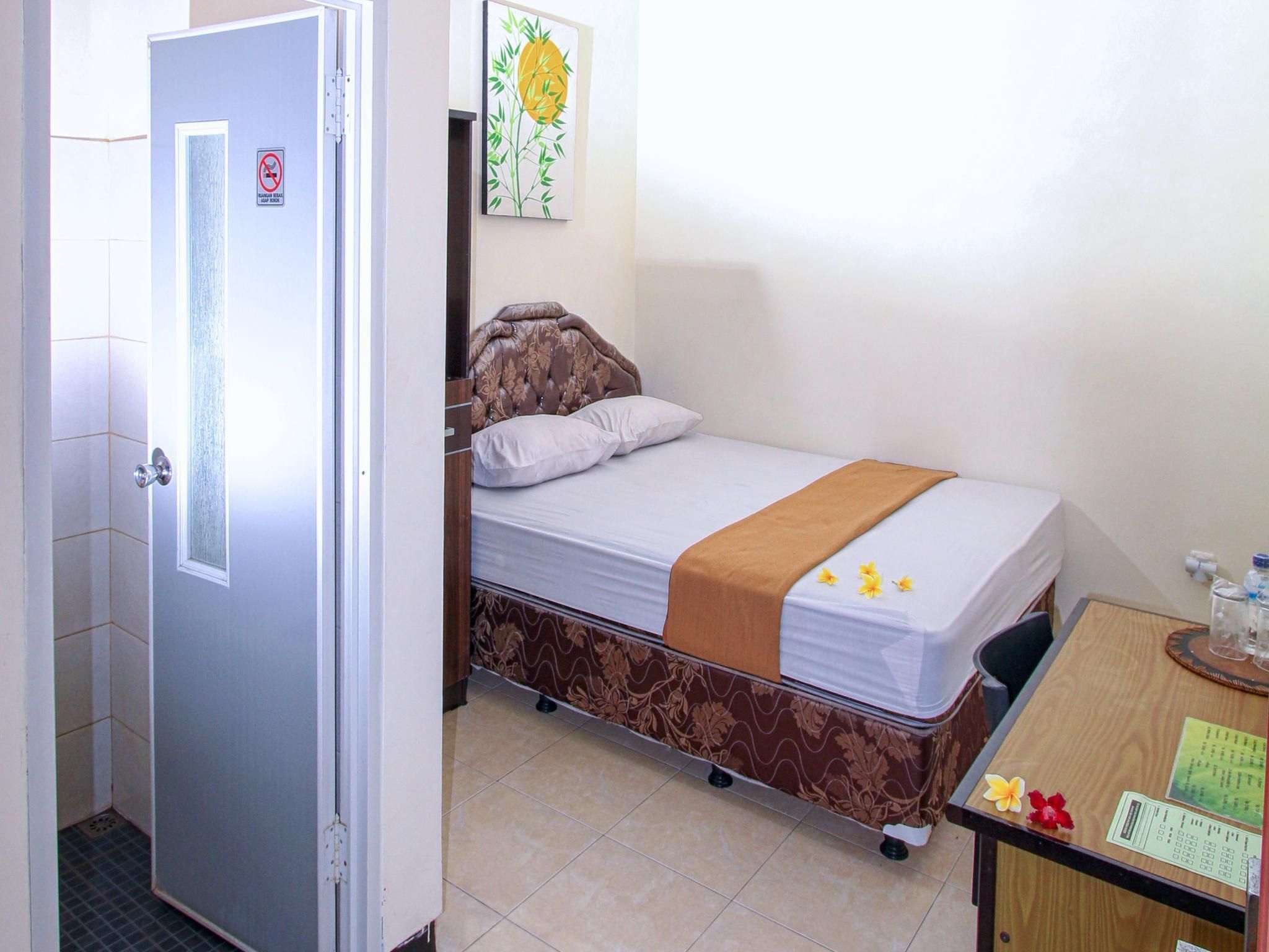 Guest House Rumah Wahidin Syariah Superior Plus 2