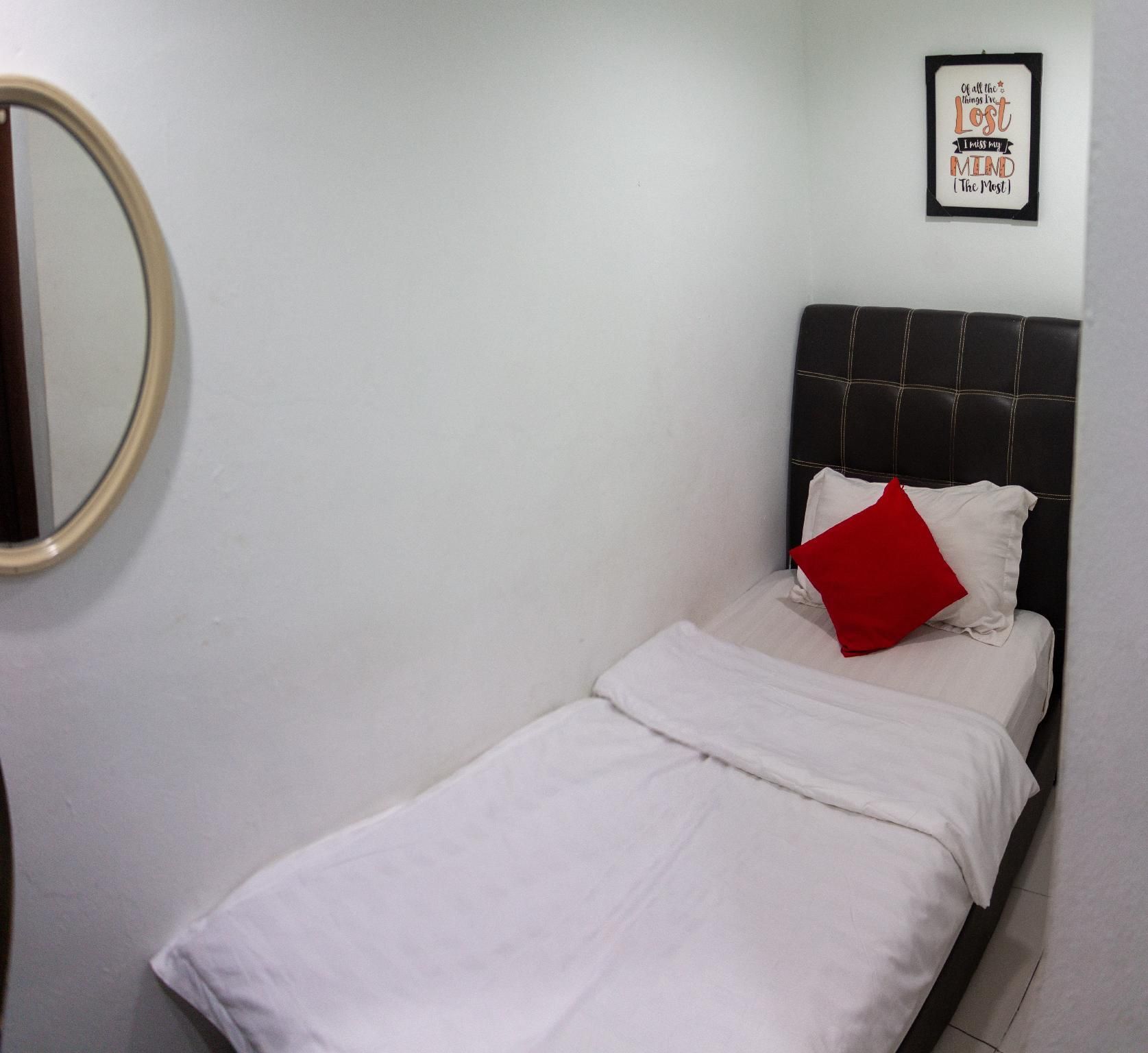 Melawati Ria Hotel Standard Single Room 2
