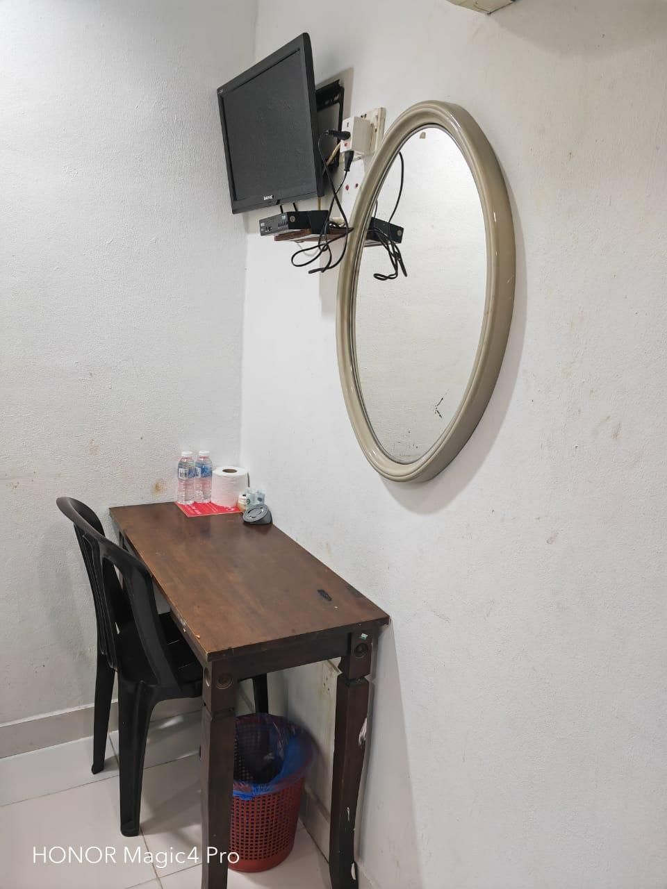 Melawati Ria Hotel Standard Single Room 3