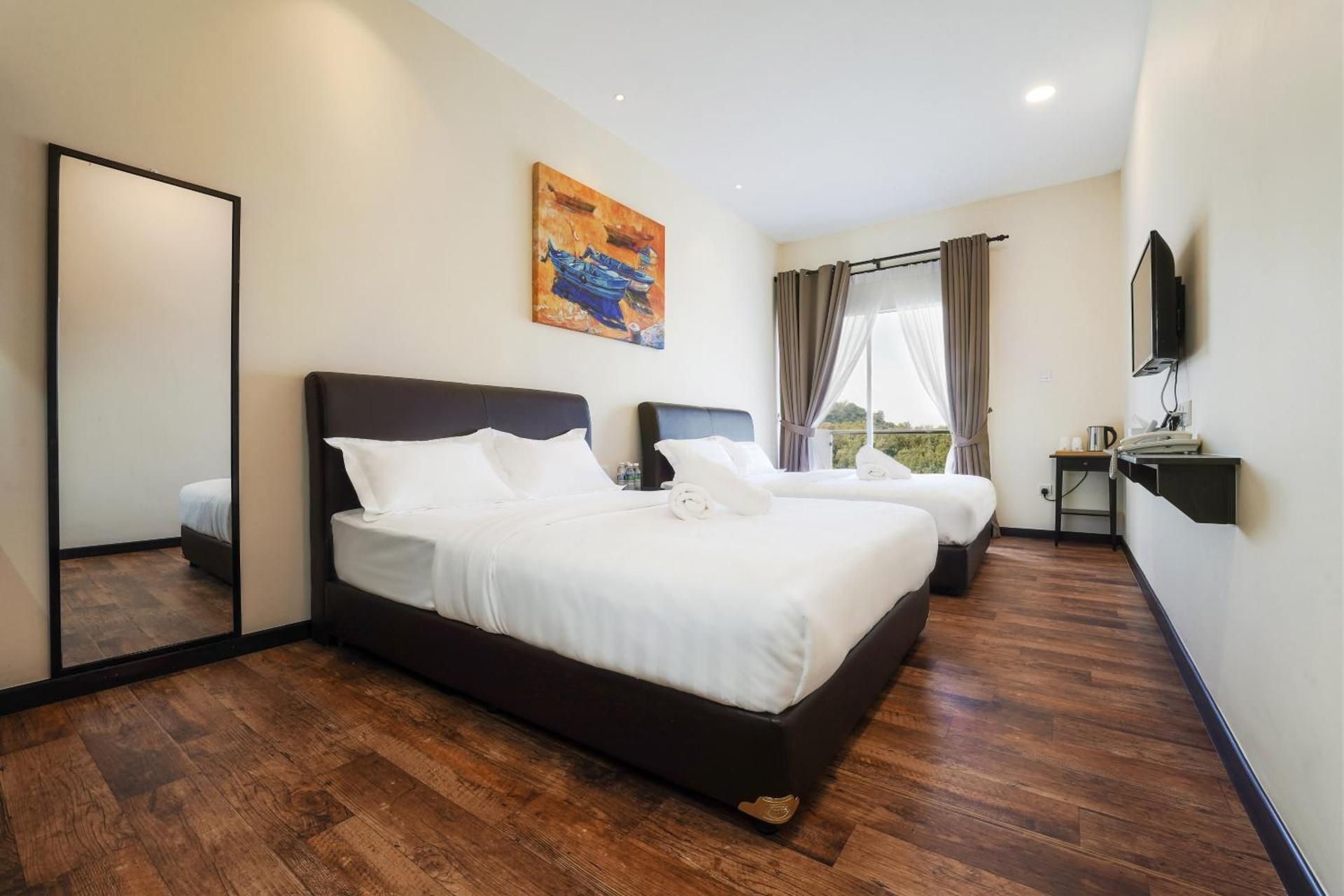 Hotel Le-Shore Premium Queen