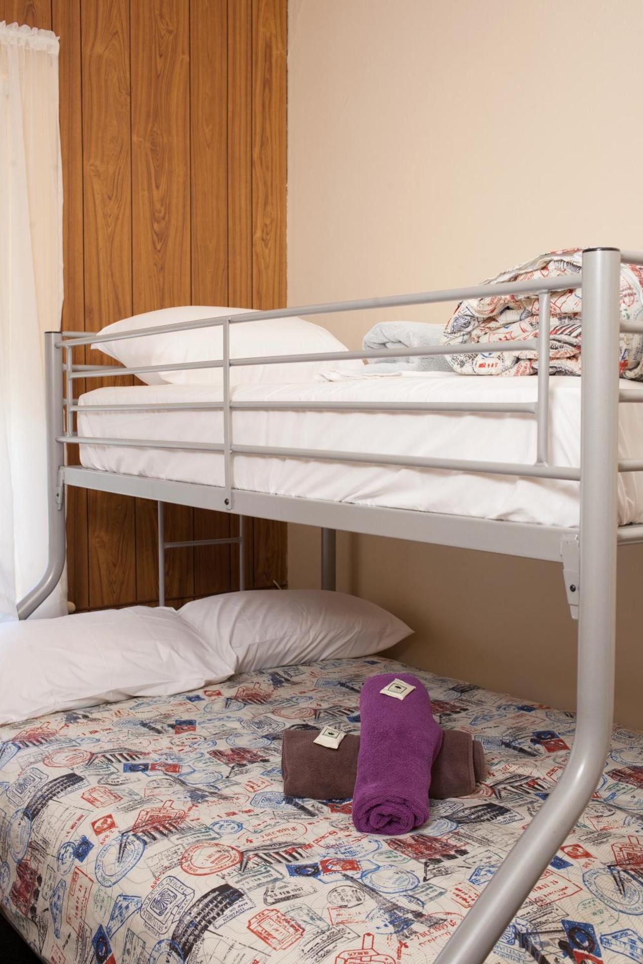 The Cally Hotel Family Room - 4 Share  2