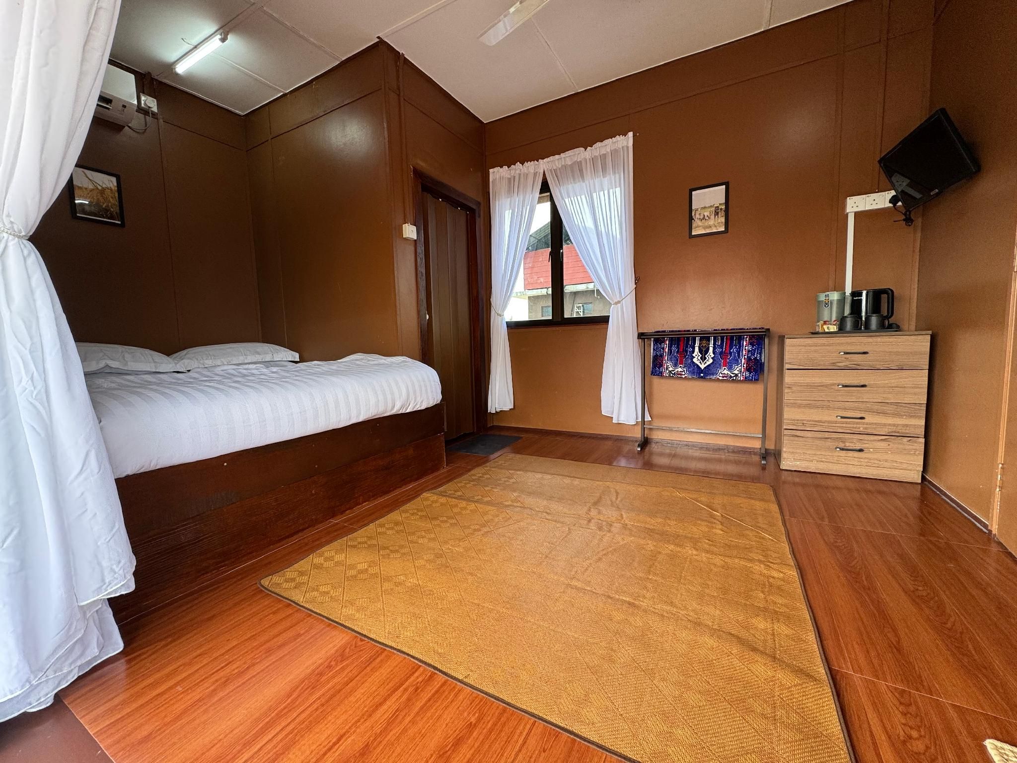 Akira Laman Padi Tanjong Karang Standard Room