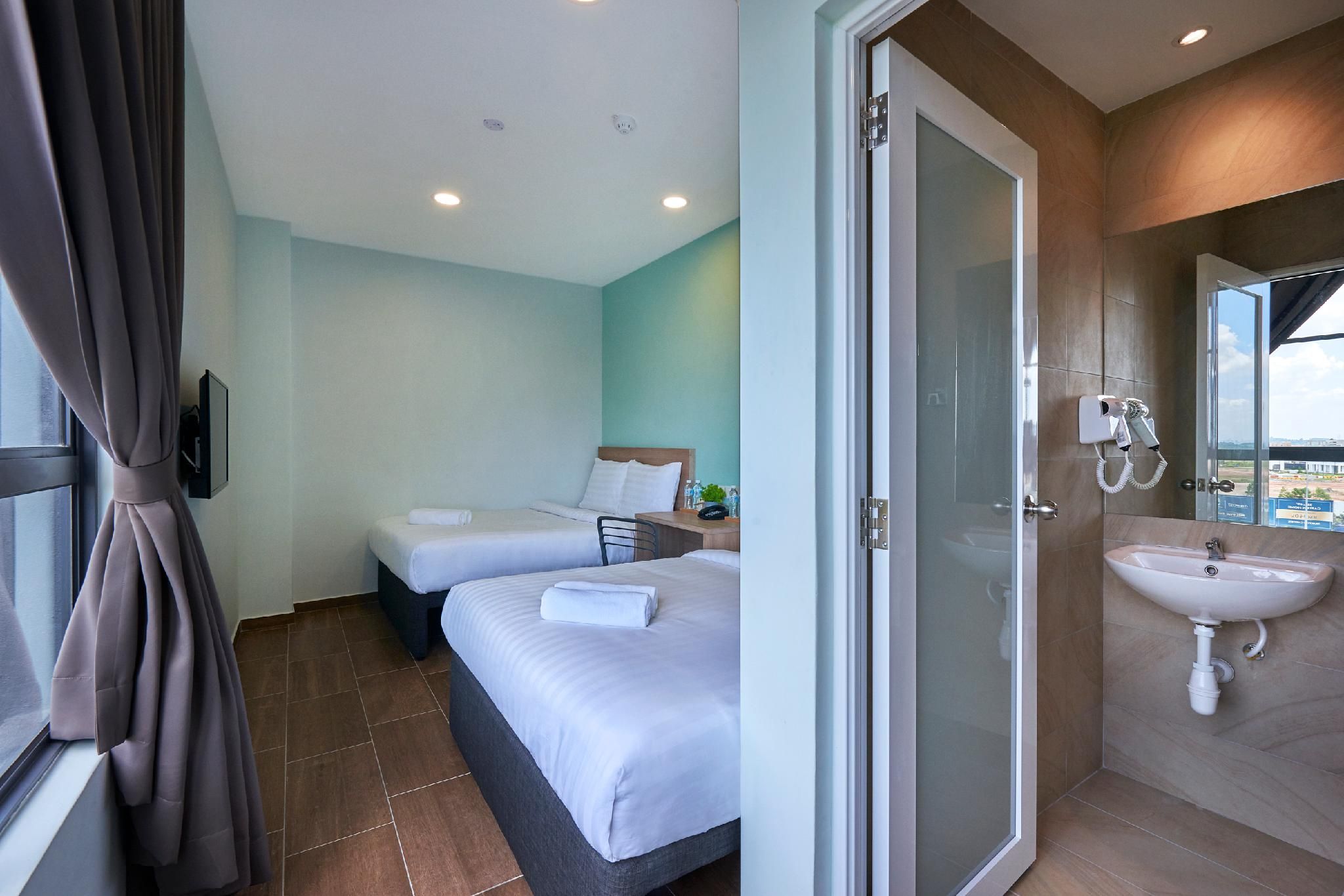 Premier Twin Room