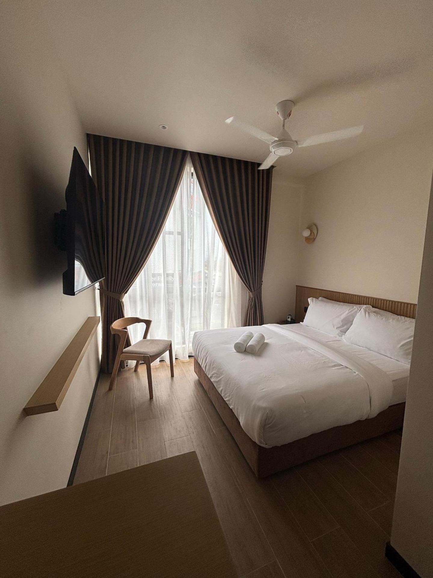 Hotel Mirda Puncak Alam Standard Queen Room 2