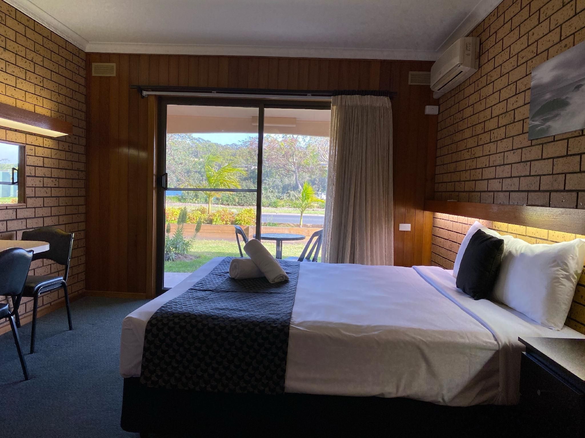 King Room with Lake View