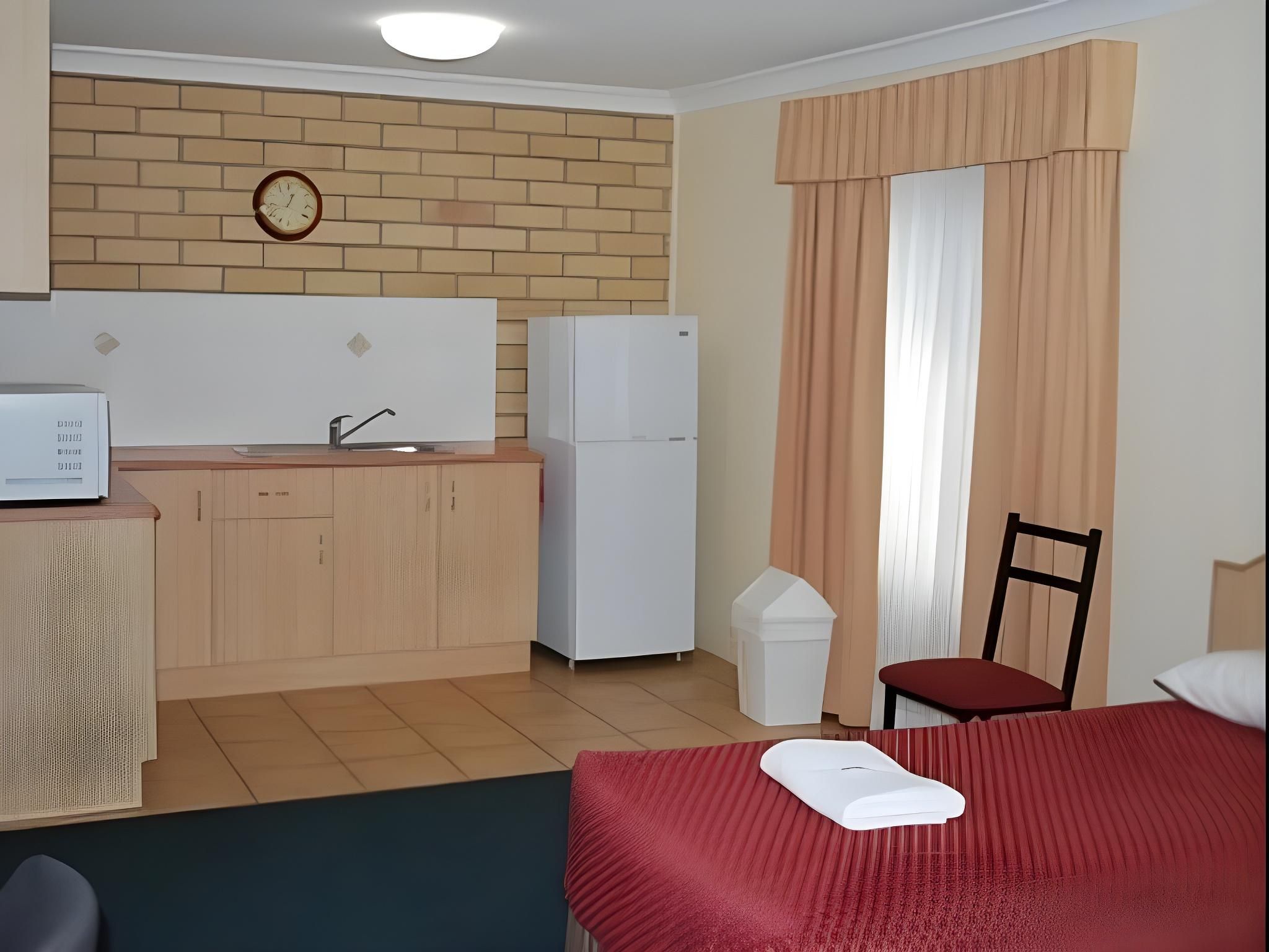 Self Contained Room 