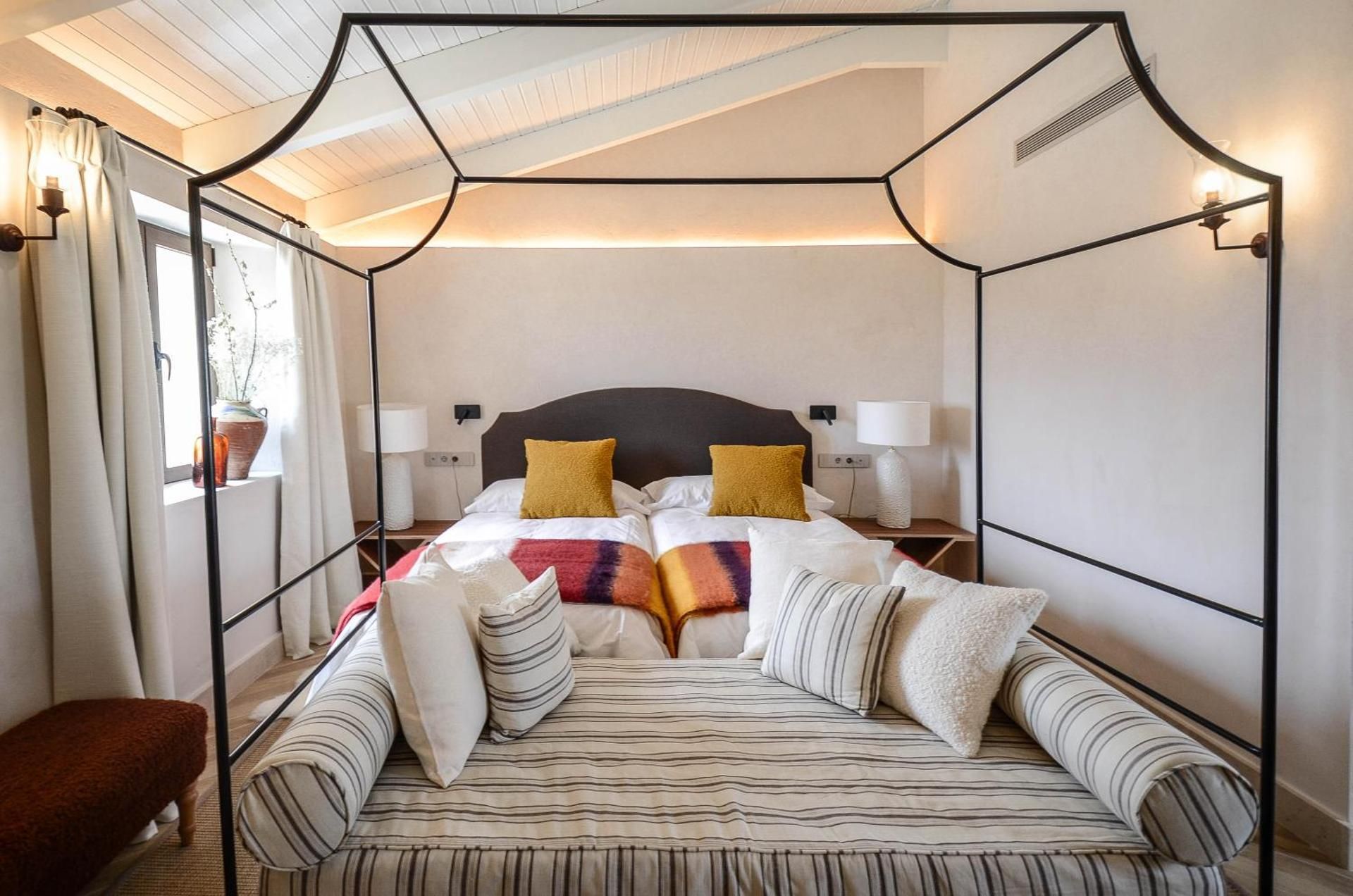 Superior Deluxe Double or Twin Room