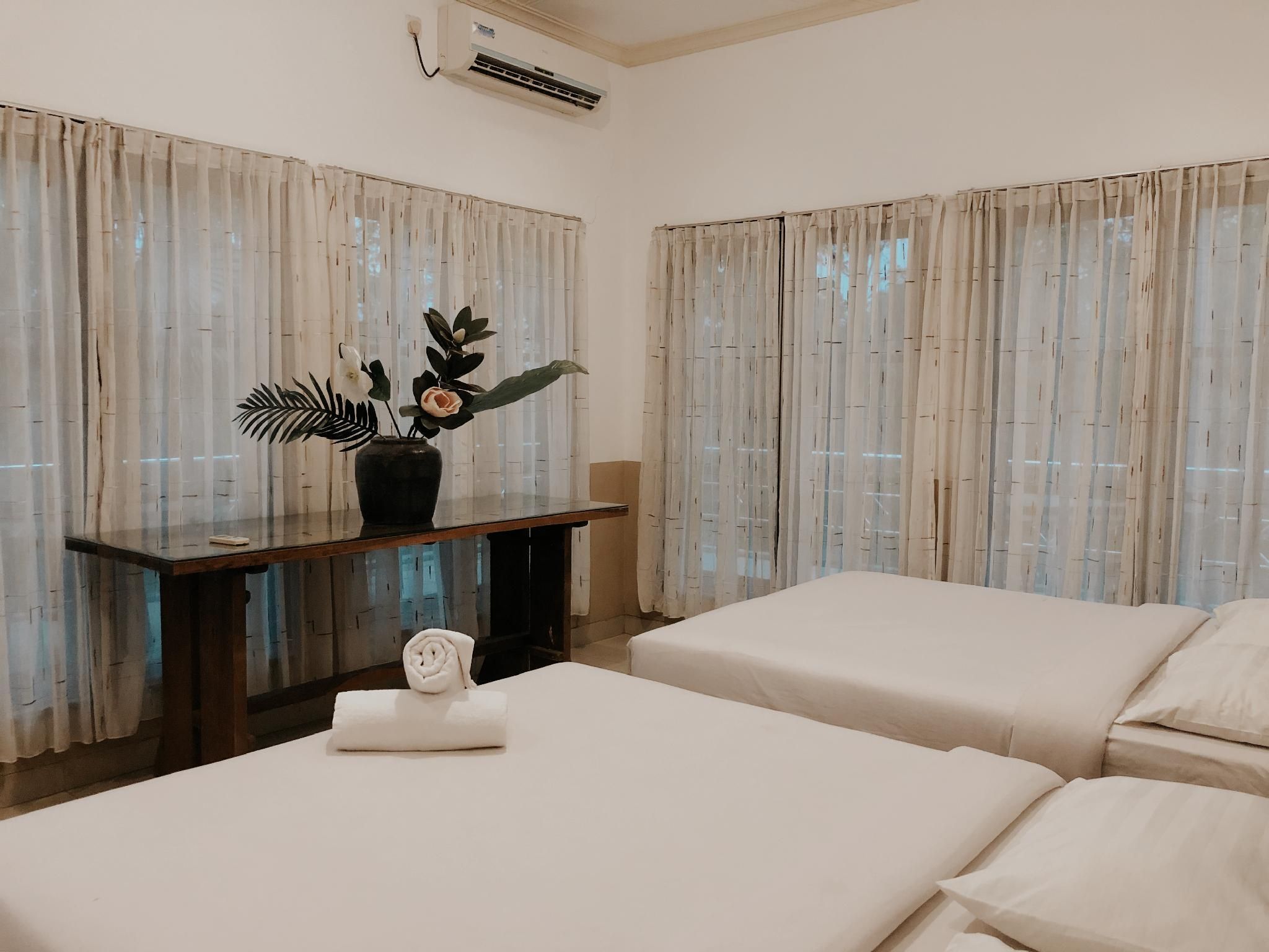 New Green Sentul Resort 5 bedroom Villa