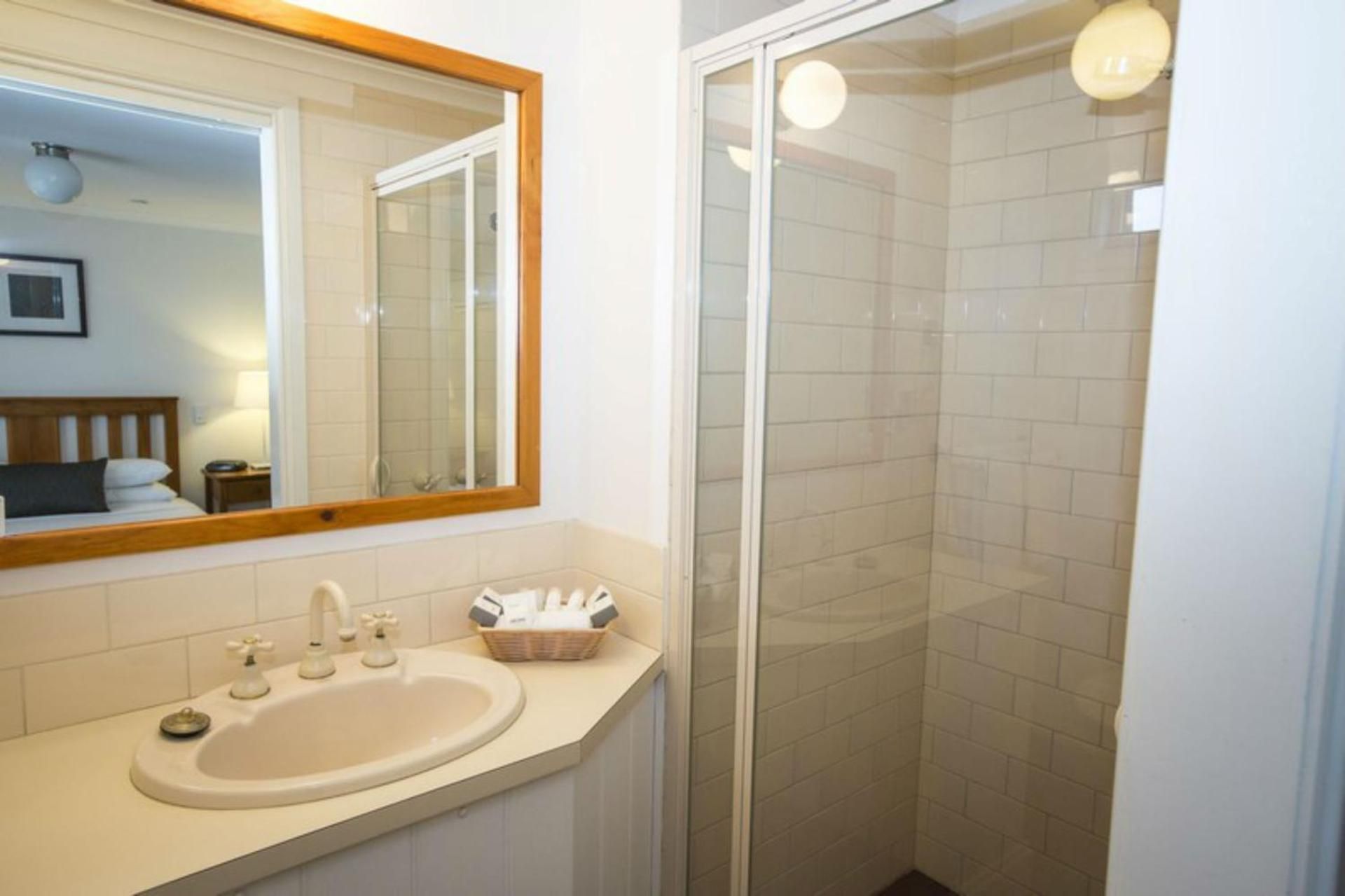 Small Double Room with Private Bathroom - Guest House
