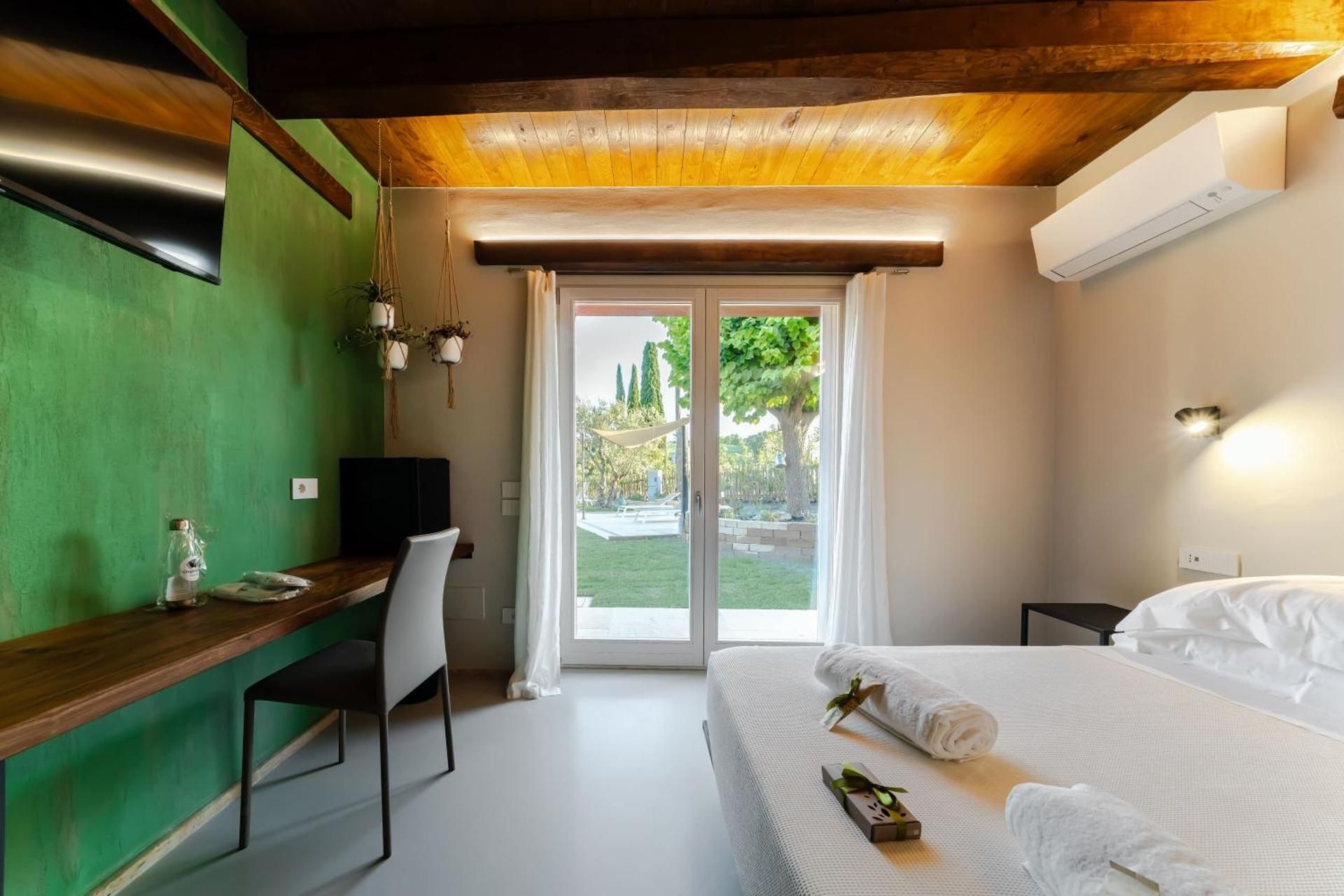 Double Room with Garden View