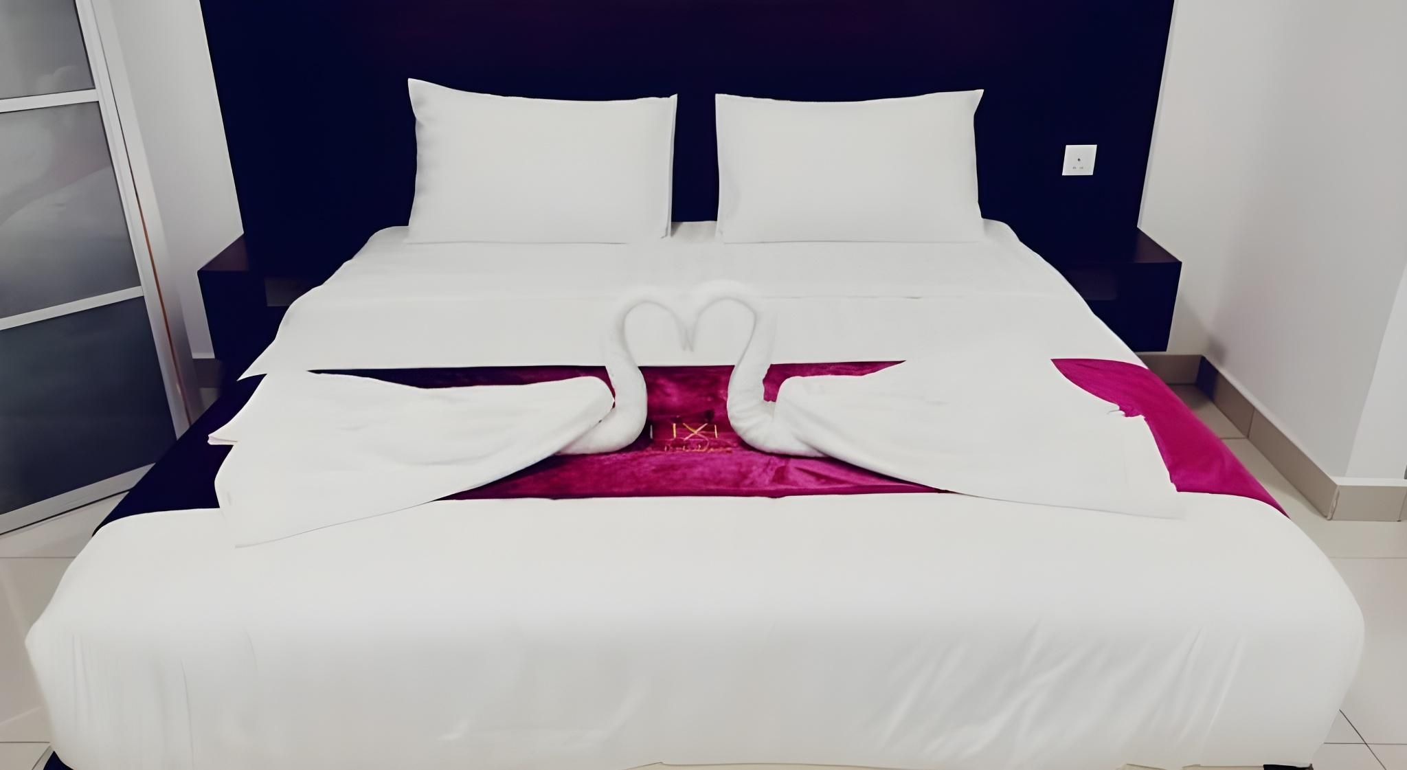 Marina Heights Hotel Residences King Suite 2