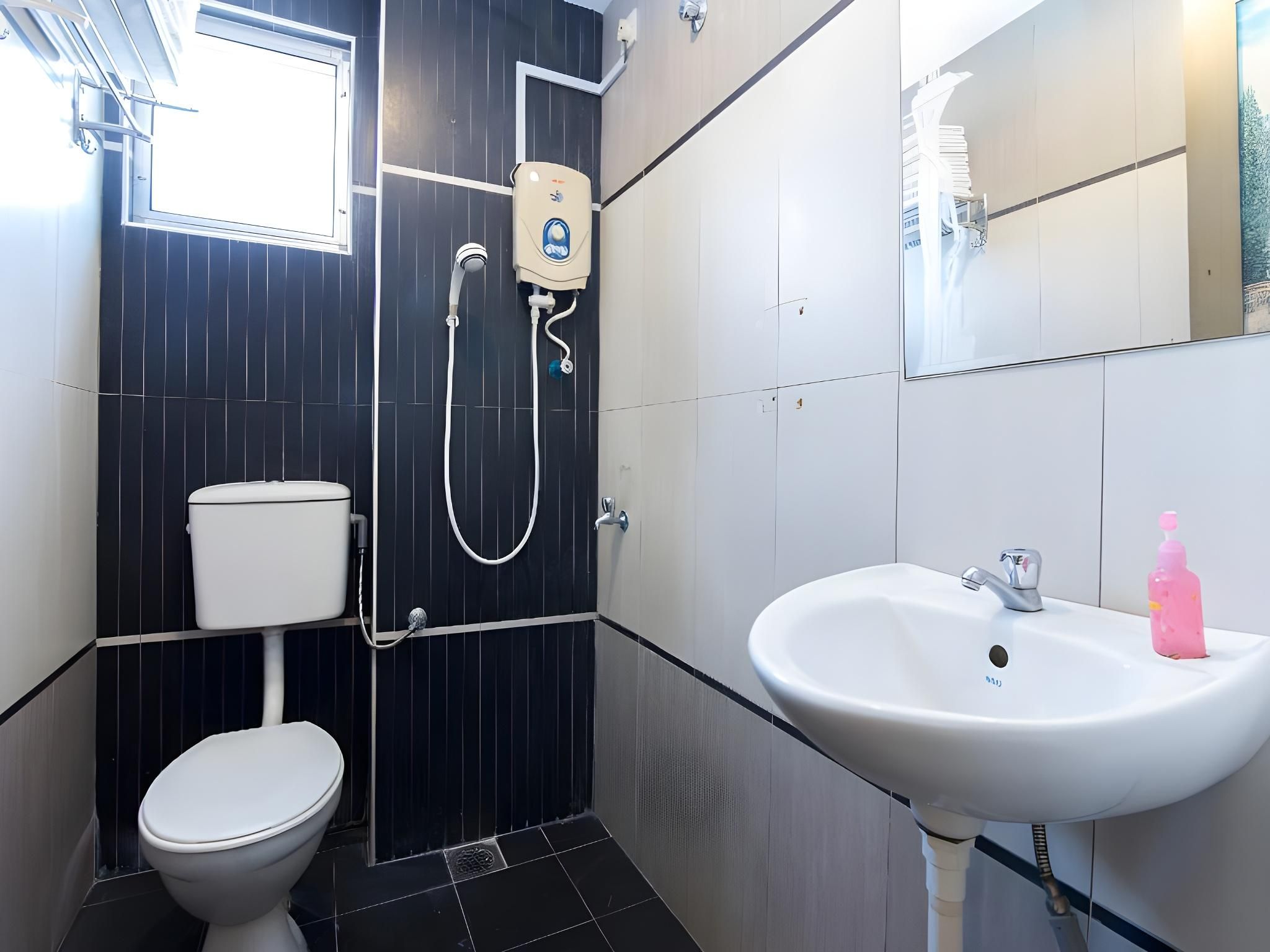 Valley View Hotel Deluxe Queen Room 3