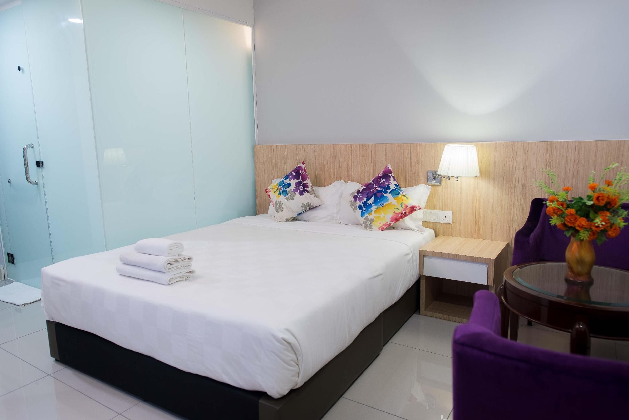 Mornington Hotel Waterfront Lumut Deluxe Queen