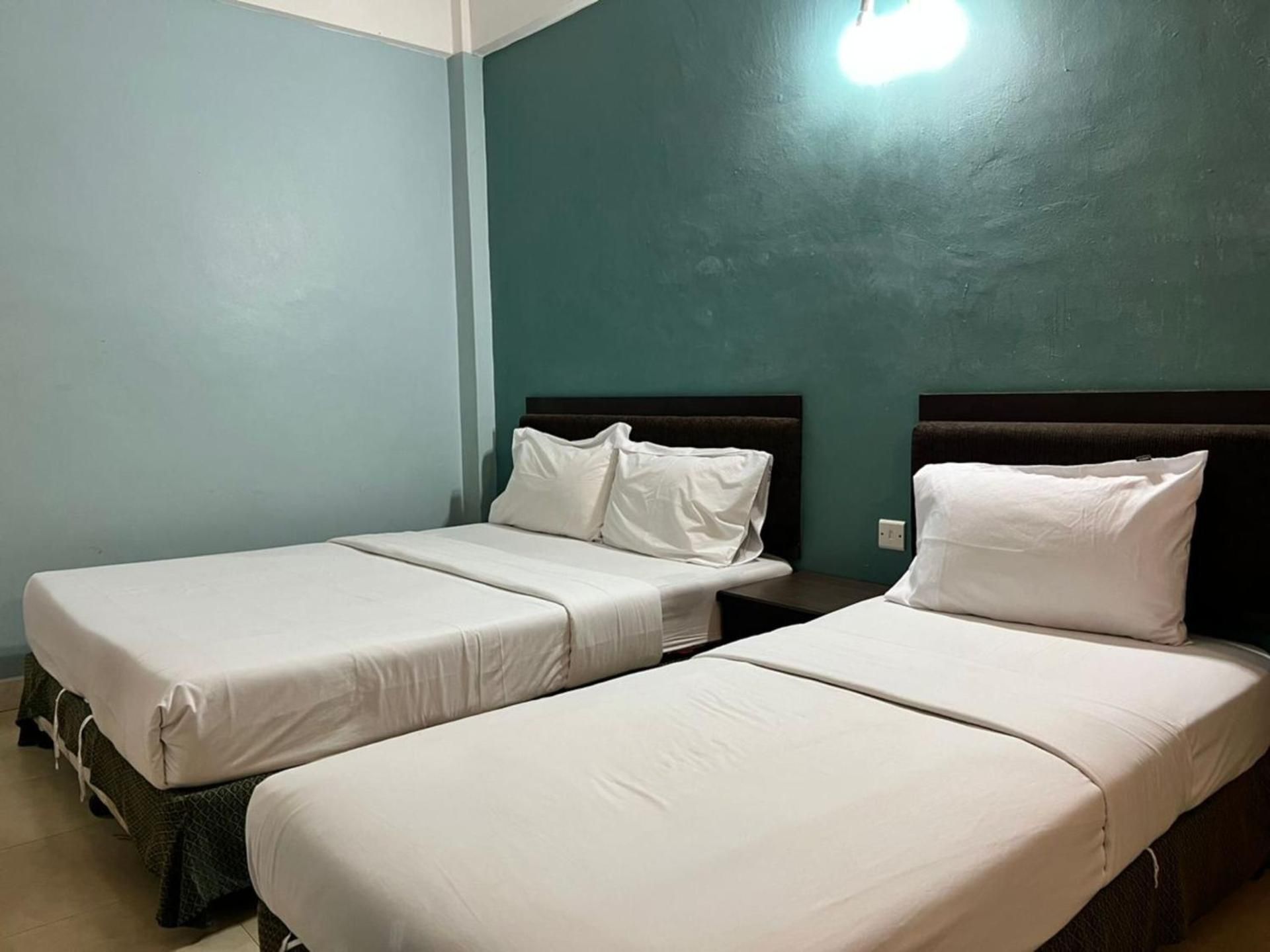 Dancenter Near  Shell Jalan Iskandar Shah, Orchard Superior Suite