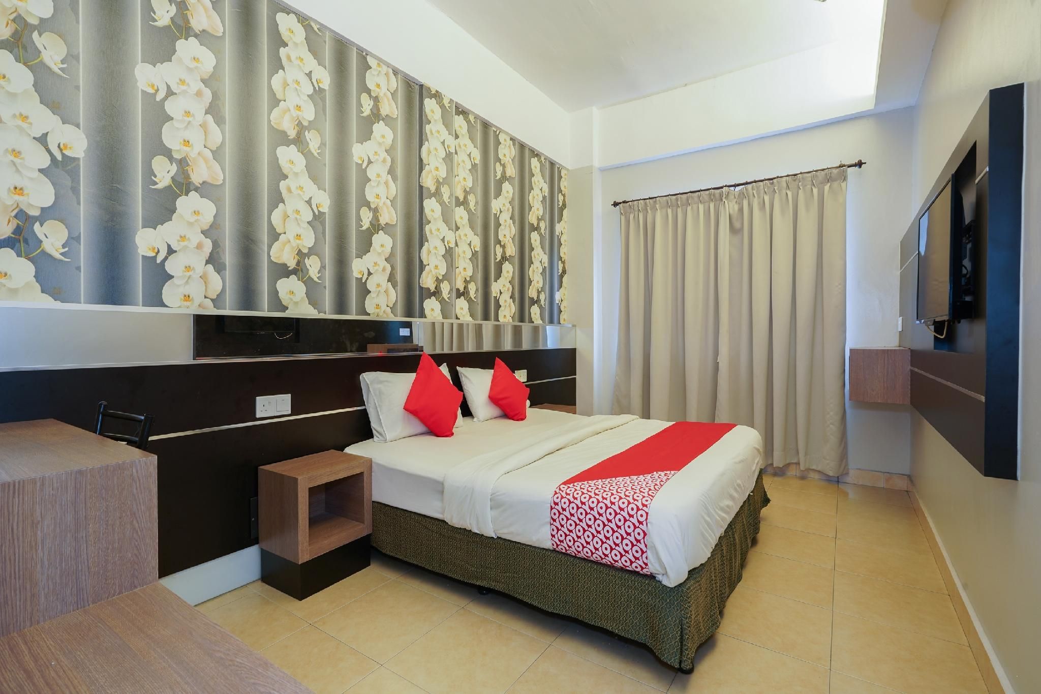 Dancenter Near  Shell Jalan Iskandar Shah, Orchard Suite Double