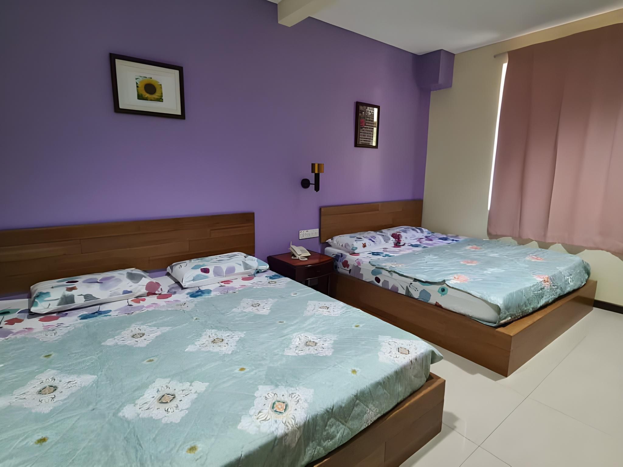 Private Room for 4 People