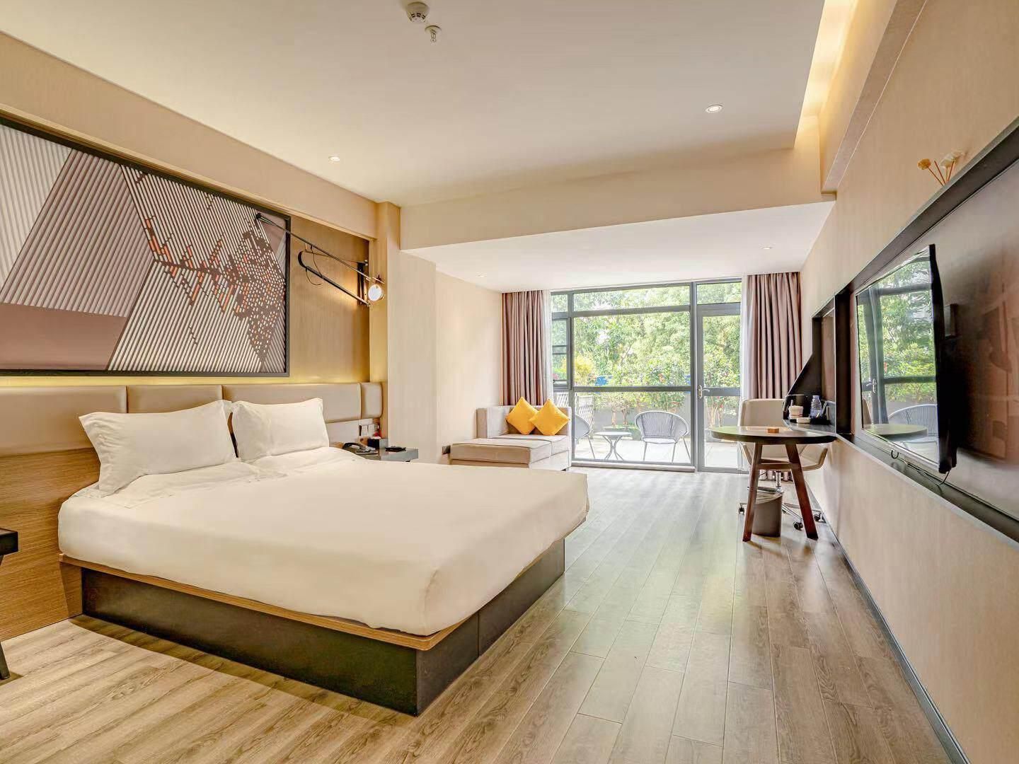 WH - U Plus Zero Pressure Deluxe Room