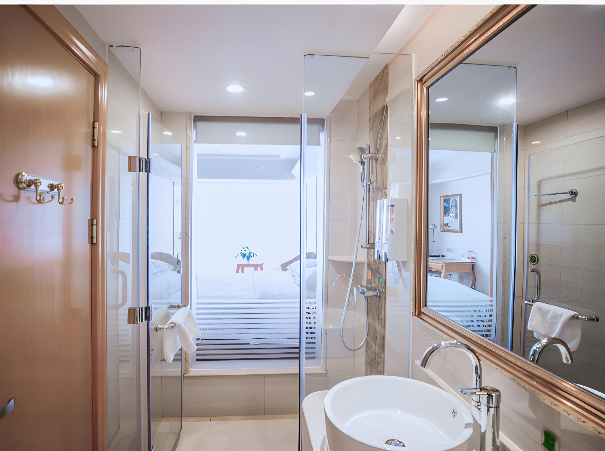 Vienna Hotel Guangxi Beihai High-Speed Railway Station Vienna - Superior 1 Bed Room