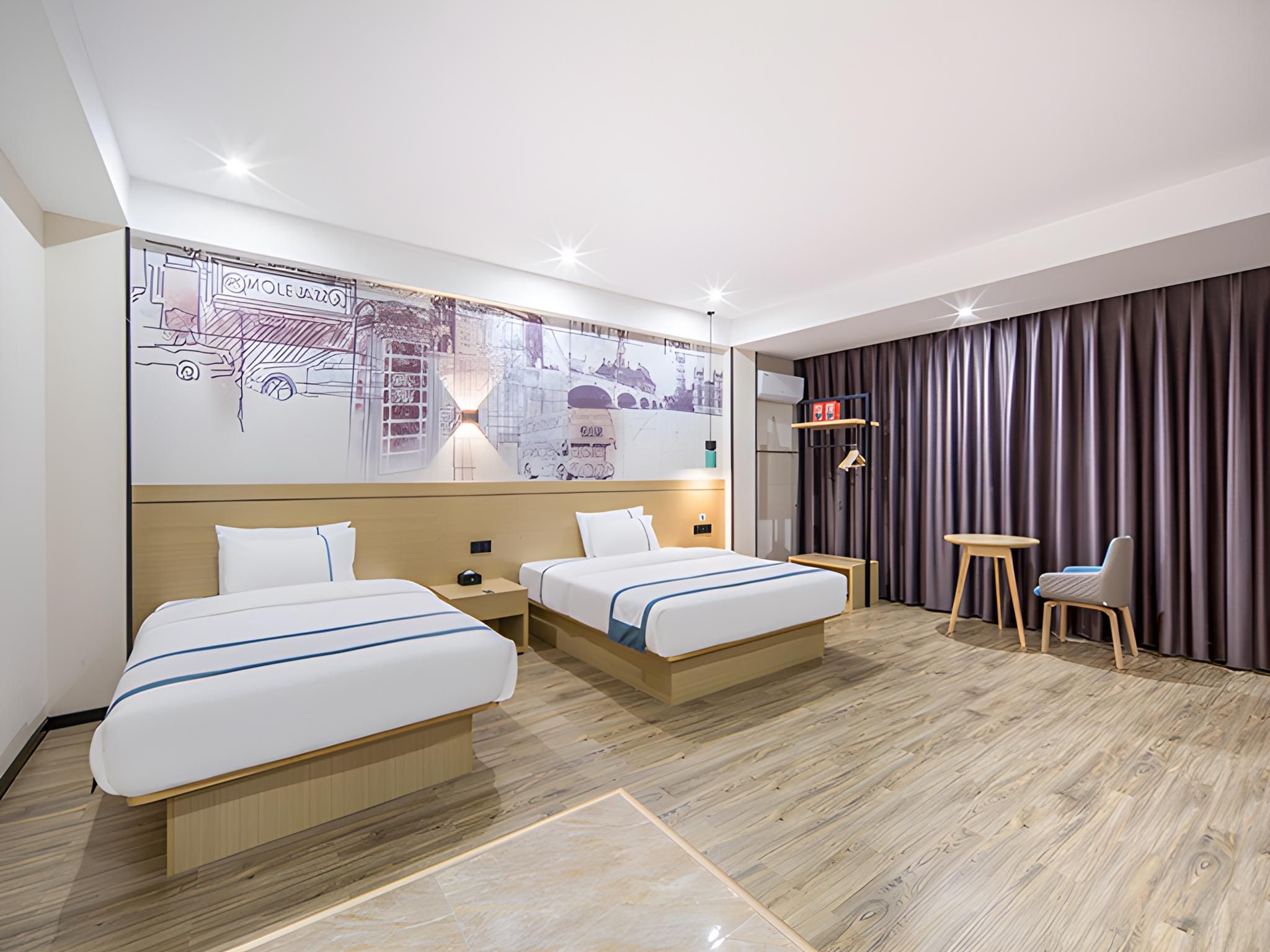 Dossen - Family Room