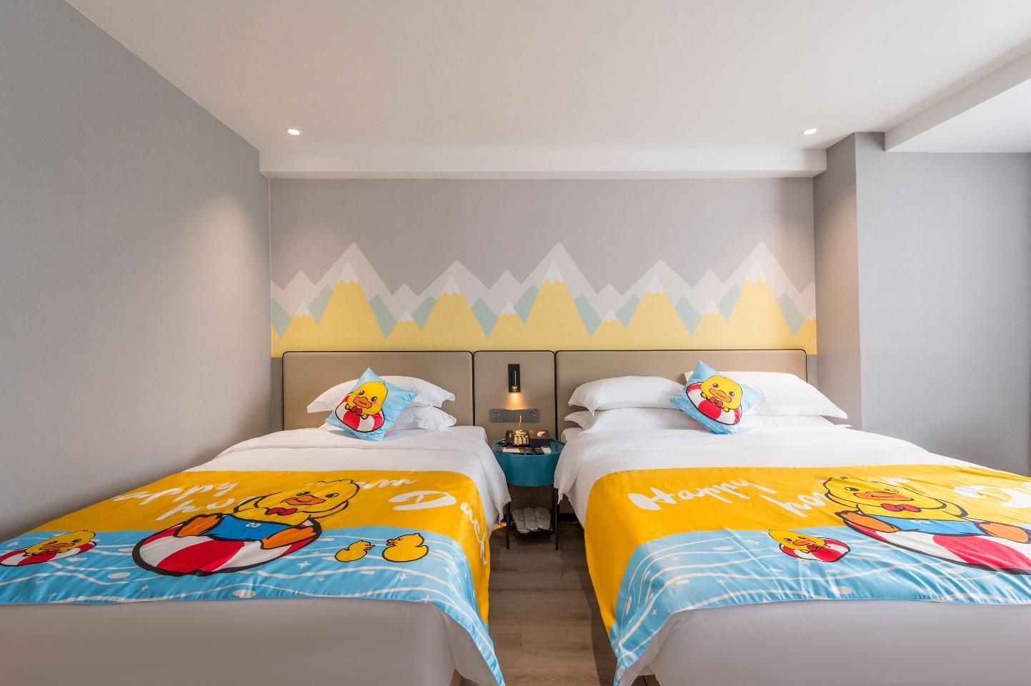 Borman Hotel Beihai Old Street Beibu Gulf Square Dossen - Family Room 2