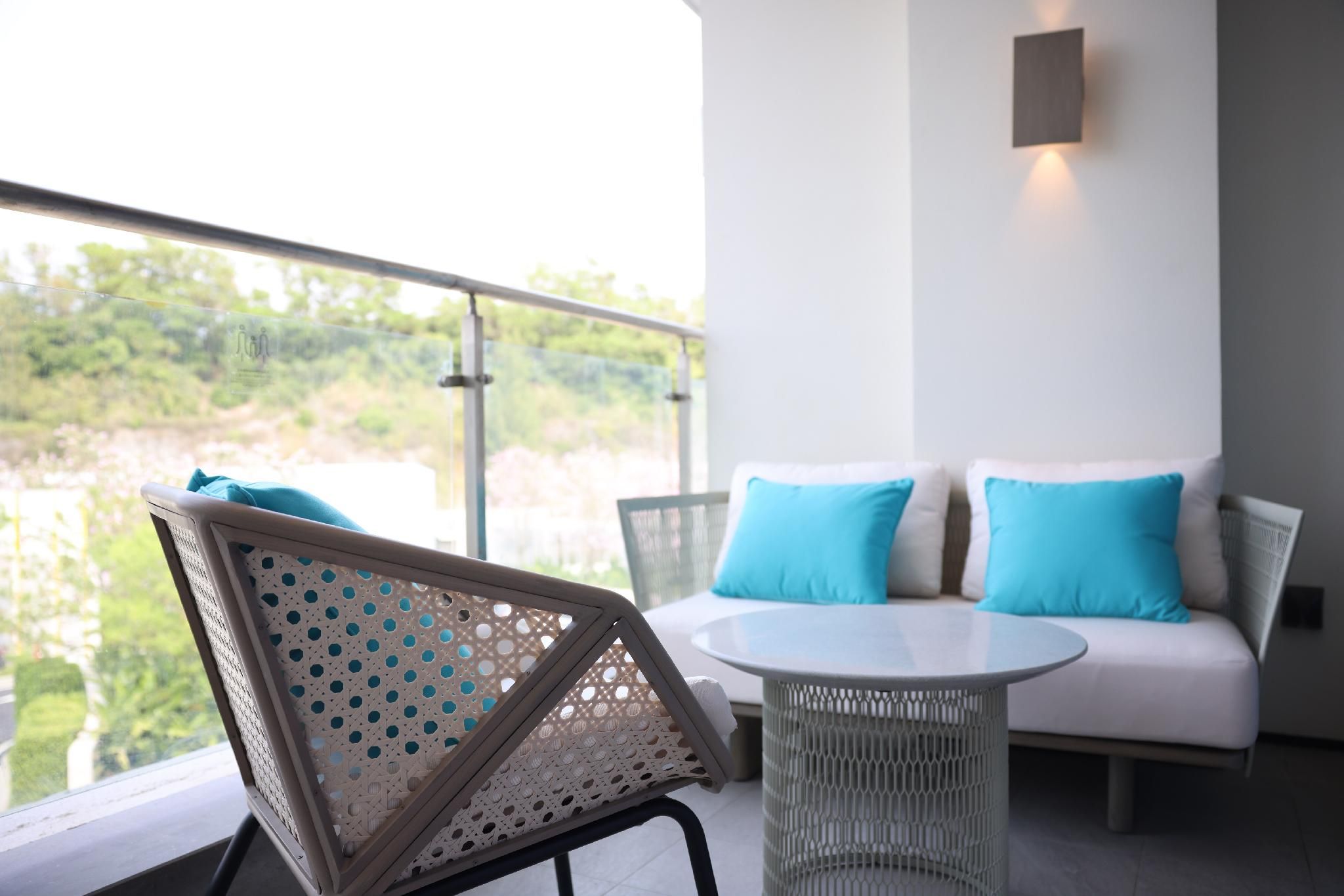 Spacious Room, Guest room, 2 Queen, Balcony