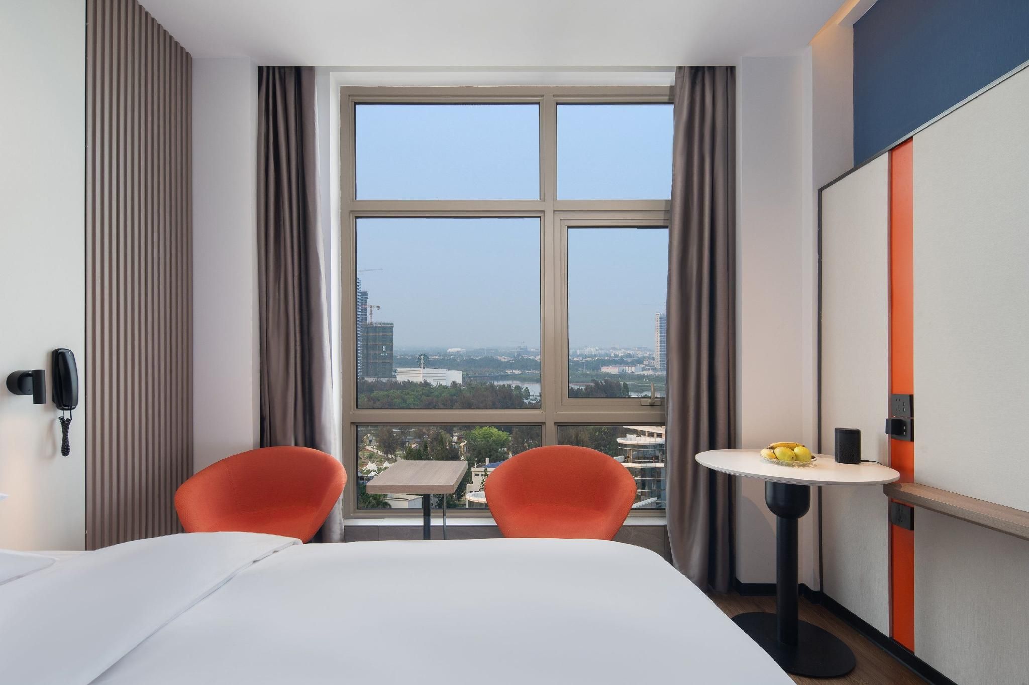 Standard Twin Bed Room