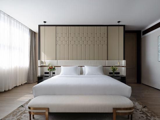 Presidential Suite Room