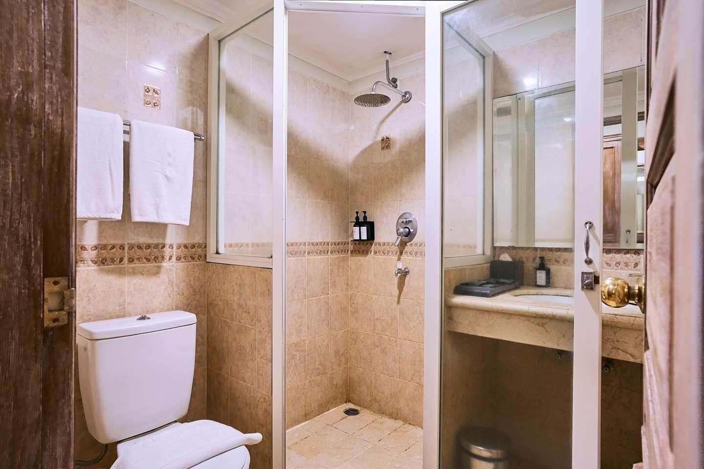 Deluxe Twin