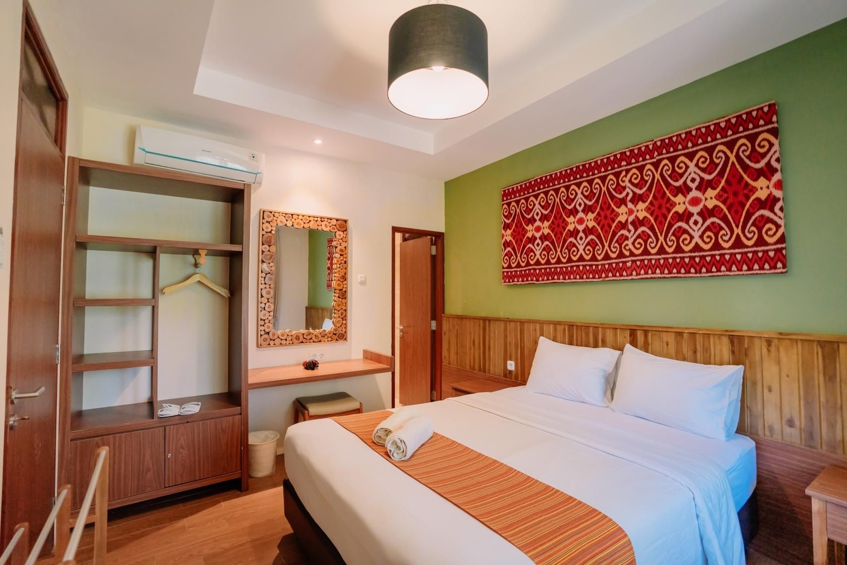 5 Bedrooms