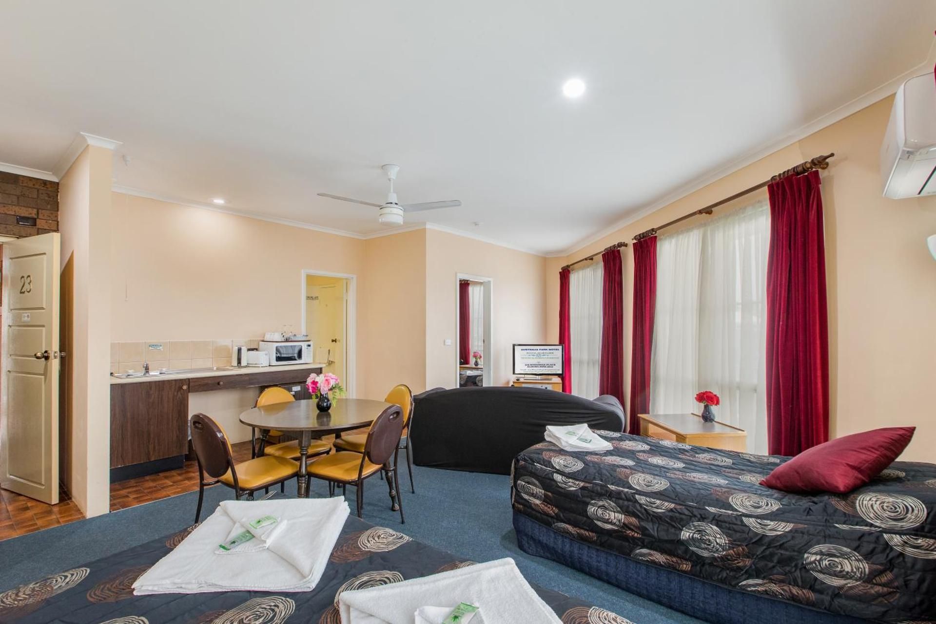 Australia Park Motel Family Two-Bedroom Suite
