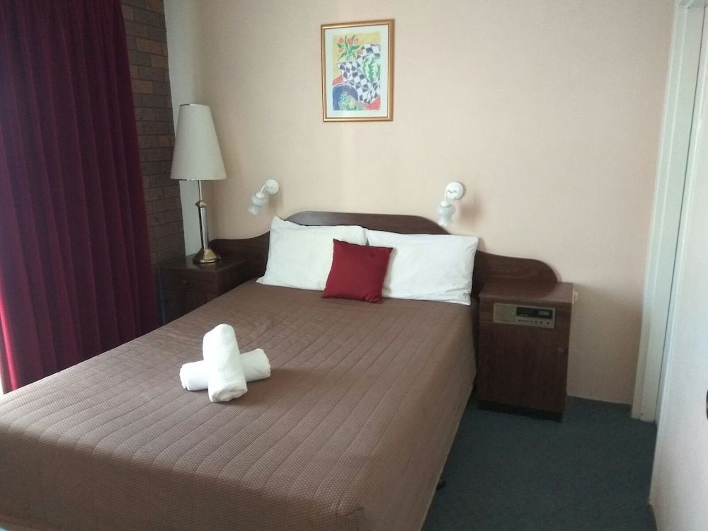Family Apartment, 2 Bedrooms, Refrigerator & Microwave, Garden View