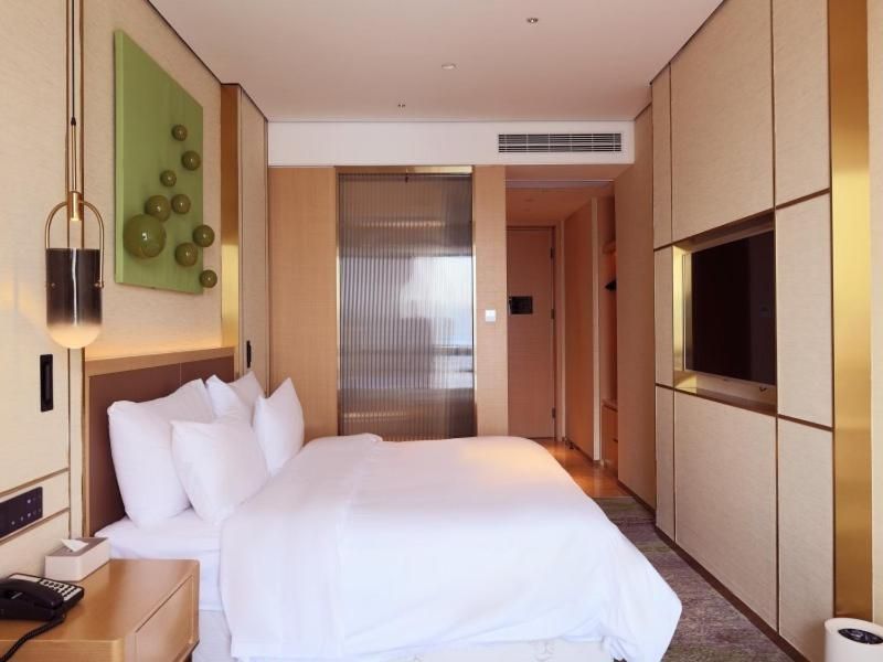 Feature Double Room