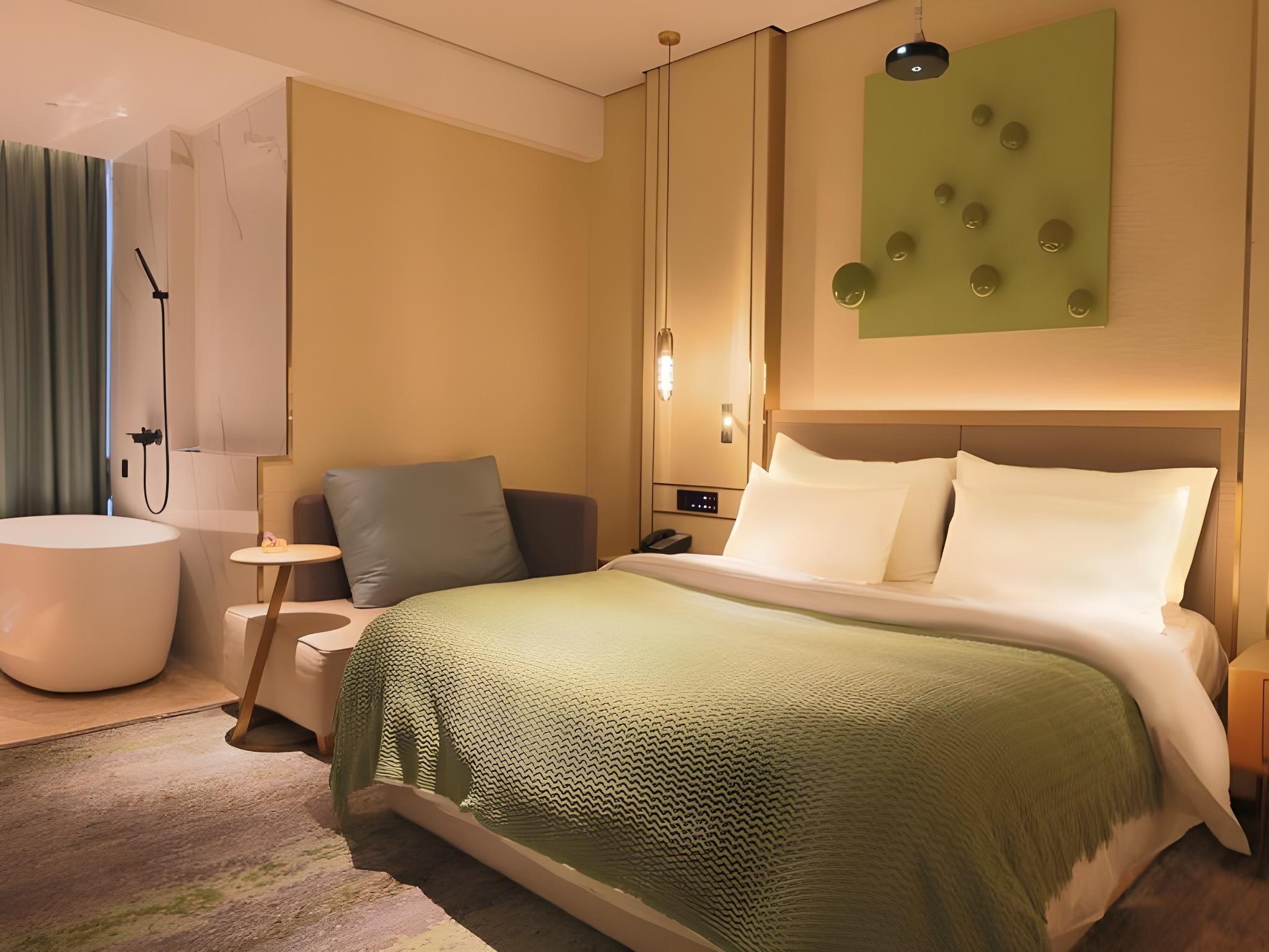 GTI - Feature 1 Bed, With Bathtub