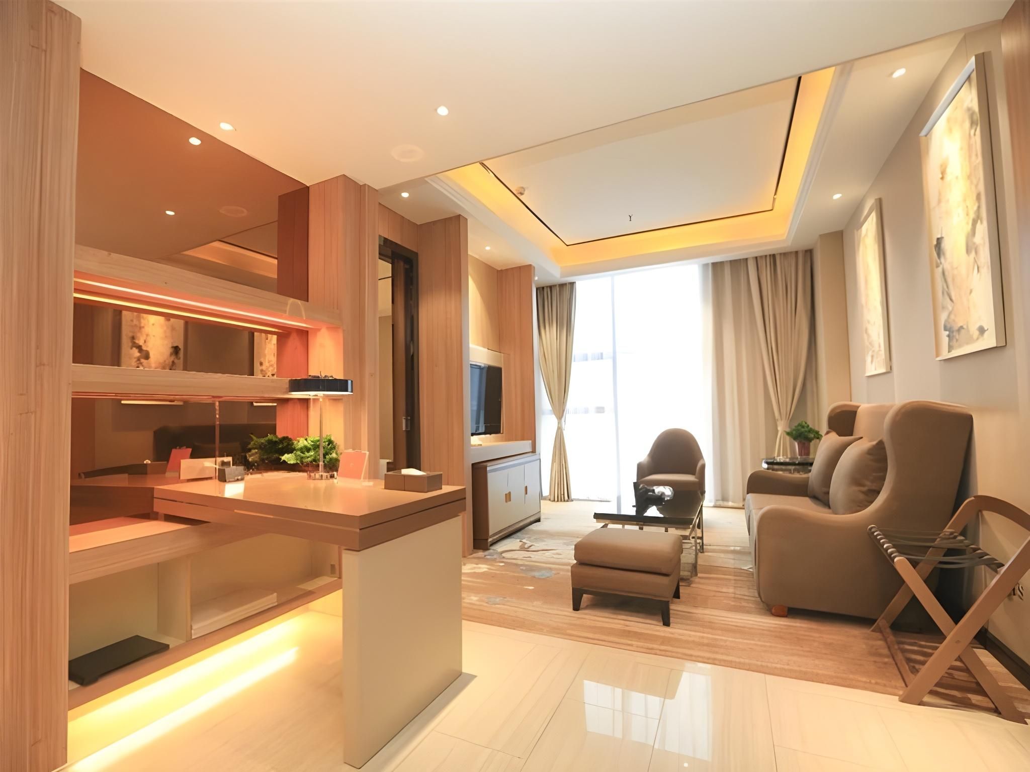 Senior Suite