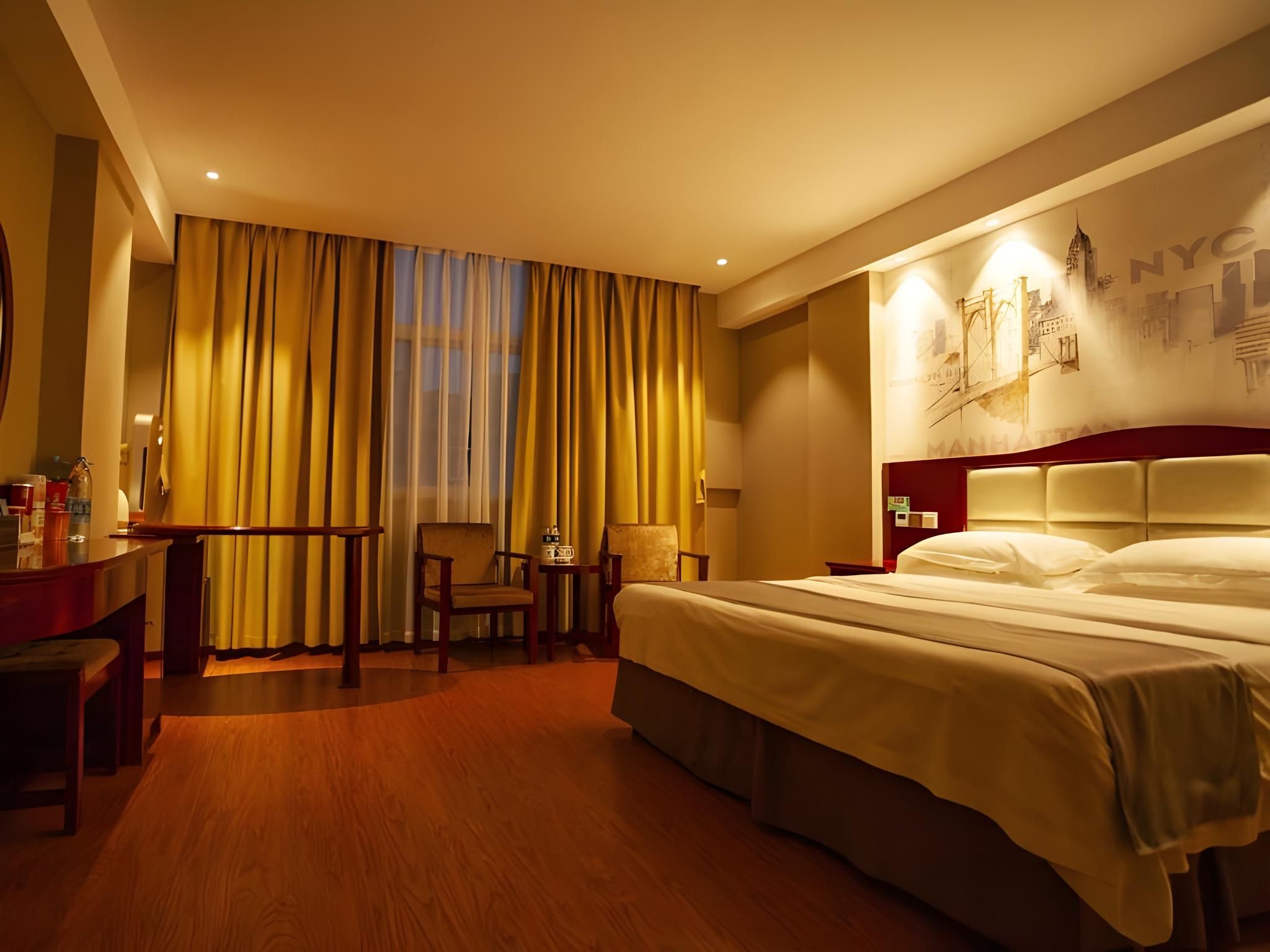 Business Queen Room