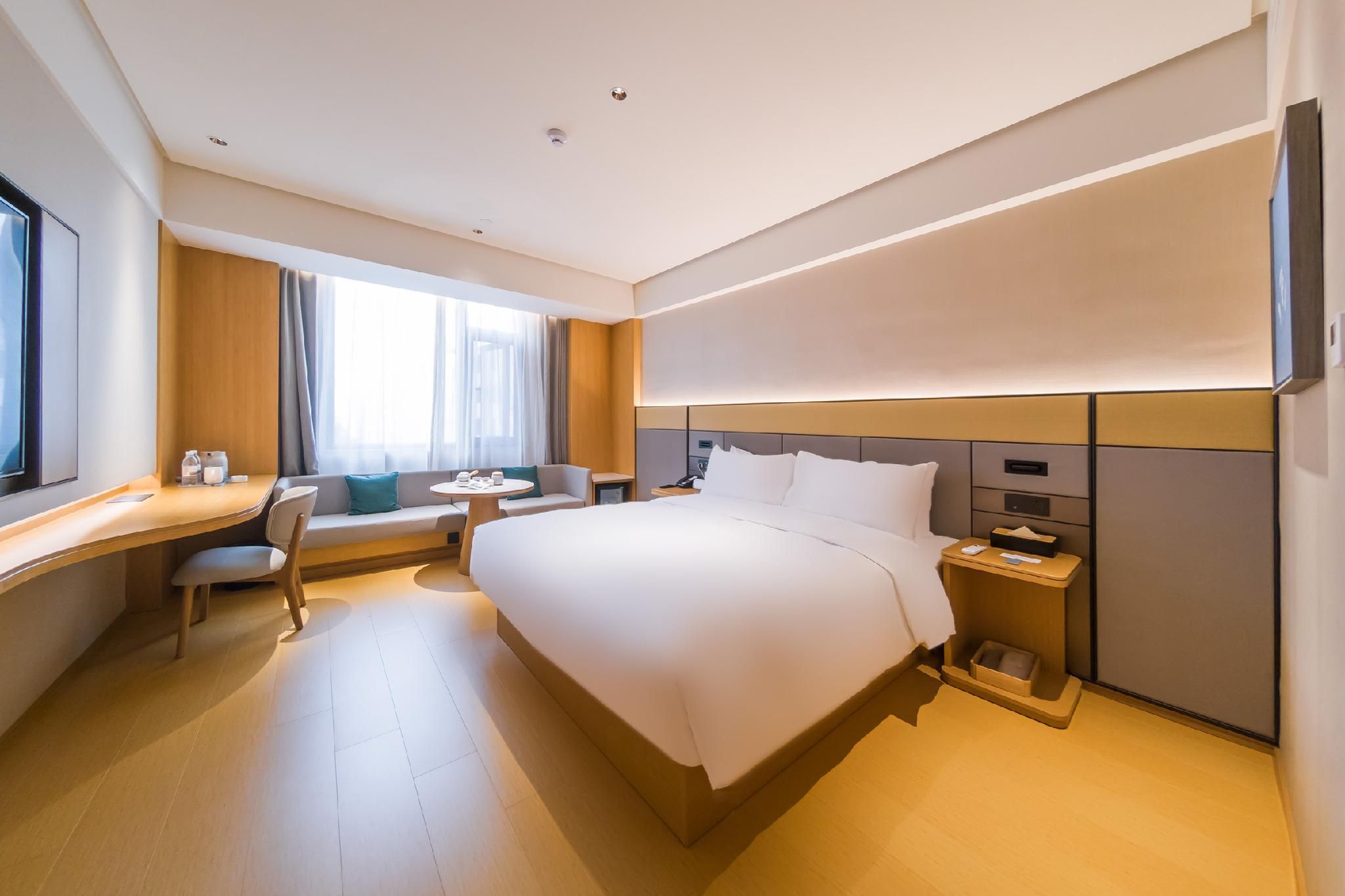 Huazhu - Superior BedRoom