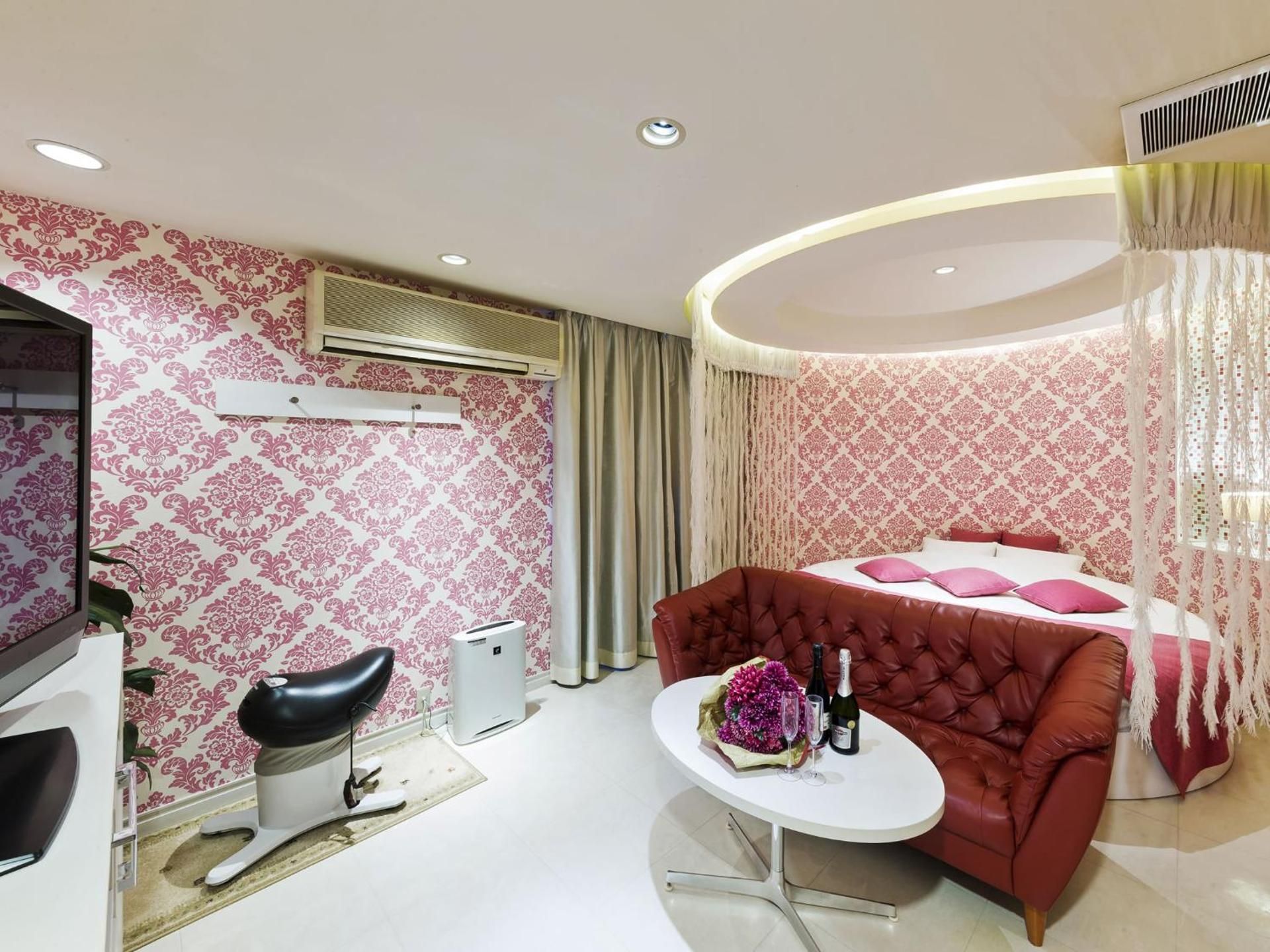 Royal Room【Smoking】