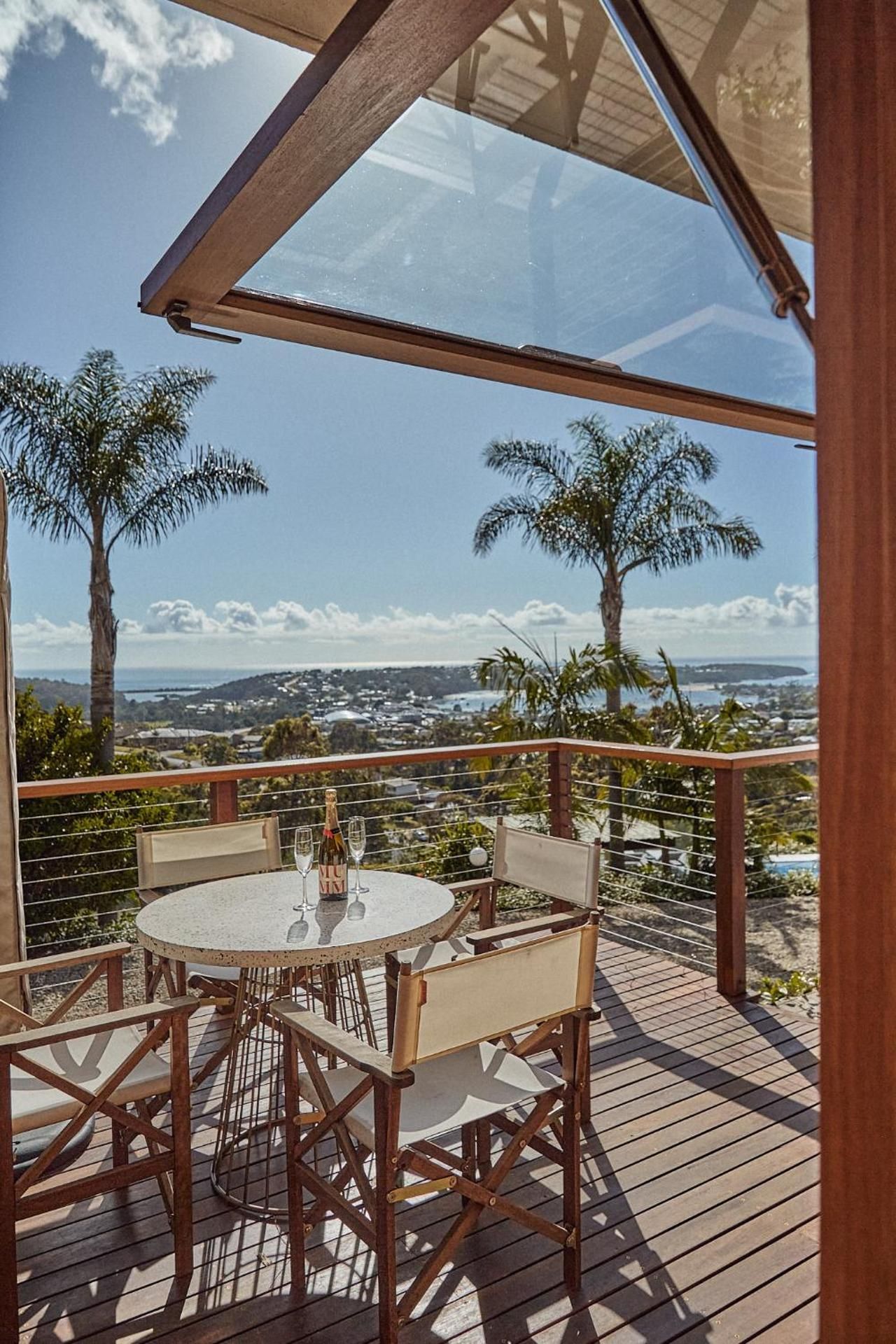 Family Room with Sea View