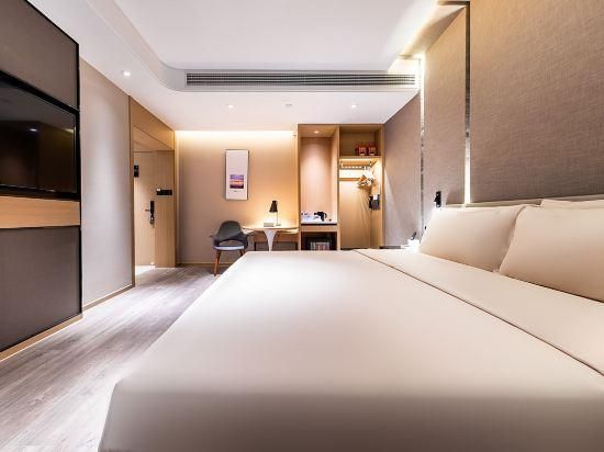 Executive room, Guest room, 1 Queen