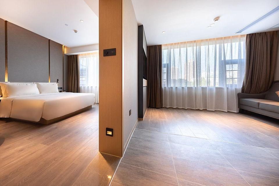 Atour Hotel Changsha Furong Square Executive Suite 3