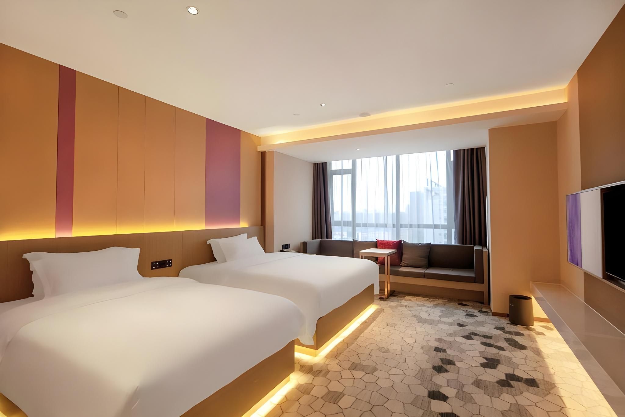 WH - Deluxe Bed Room